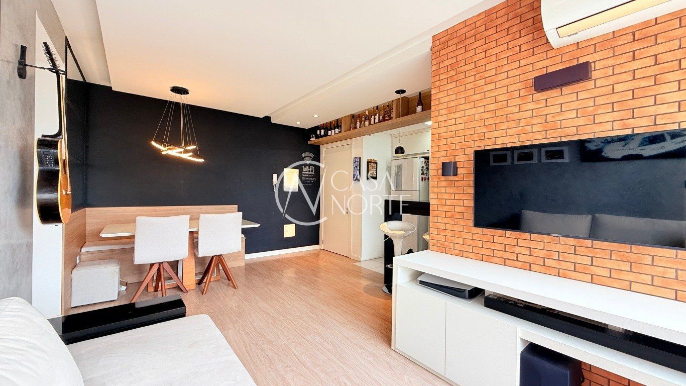 Apartamento à venda com 2 quartos, 58m², 1 suíte, 2 vagas, Rua Luiz Cosme no bairro Passo da Areia em Porto Alegre