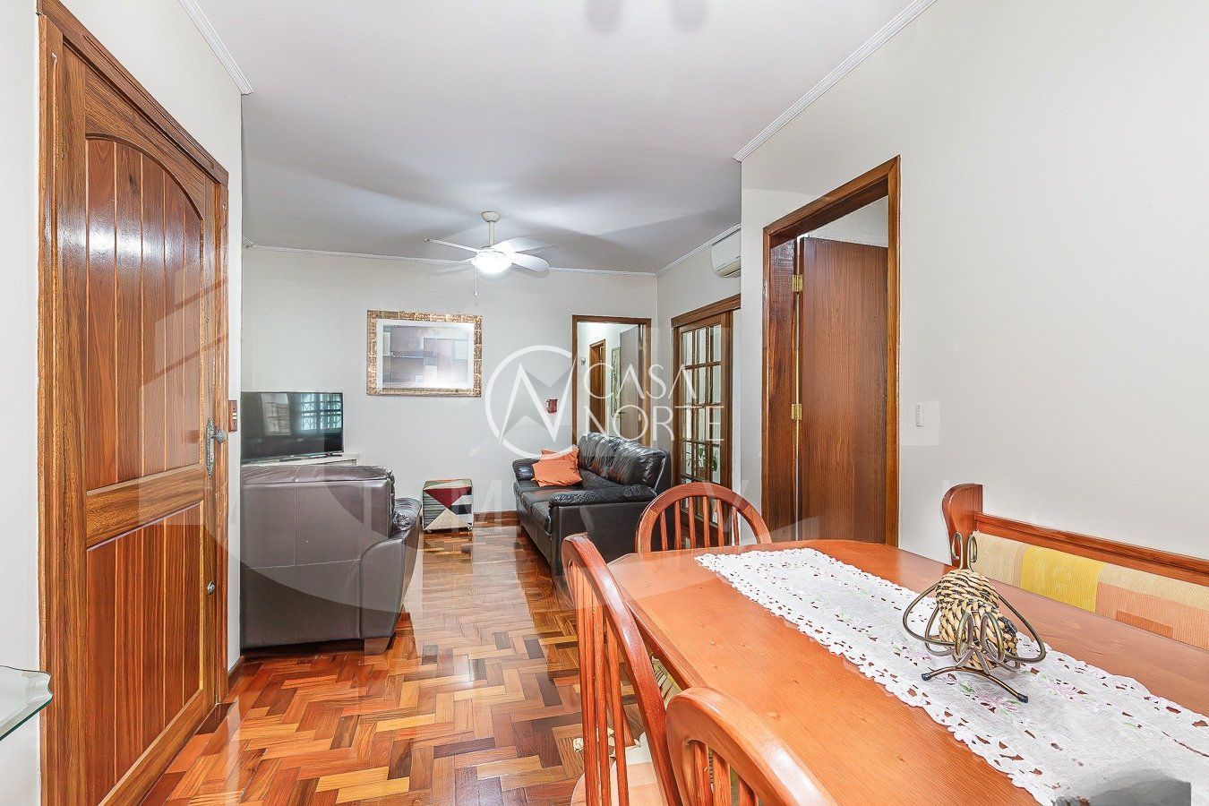 Apartamento à venda com 3 quartos, 96m², 1 suíte, 2 vagas, Rua Engenheiro Sadi Castro no bairro Sarandi em Porto Alegre