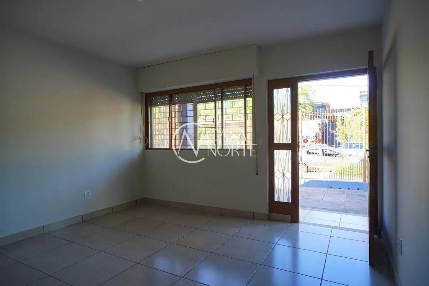 Casa à venda com 3 quartos, 82m², 1 vaga, Rua Doutor Marino Abrahão no bairro Passo das Pedras em Porto Alegre