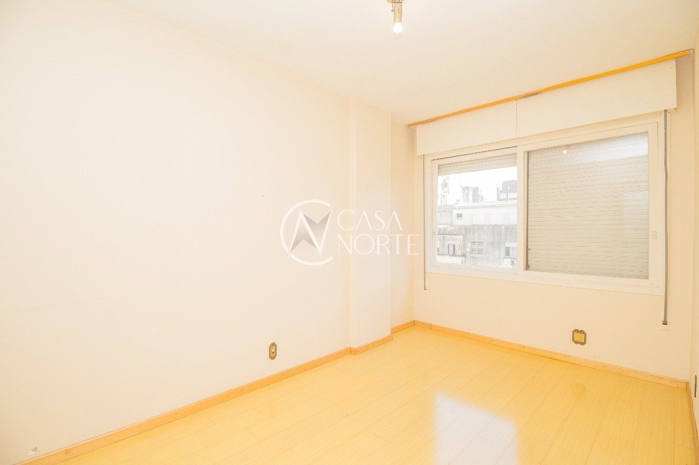 Apartamento à venda com 2 quartos, 51m², Avenida Senador Salgado Filho no bairro Centro Histórico em Porto Alegre