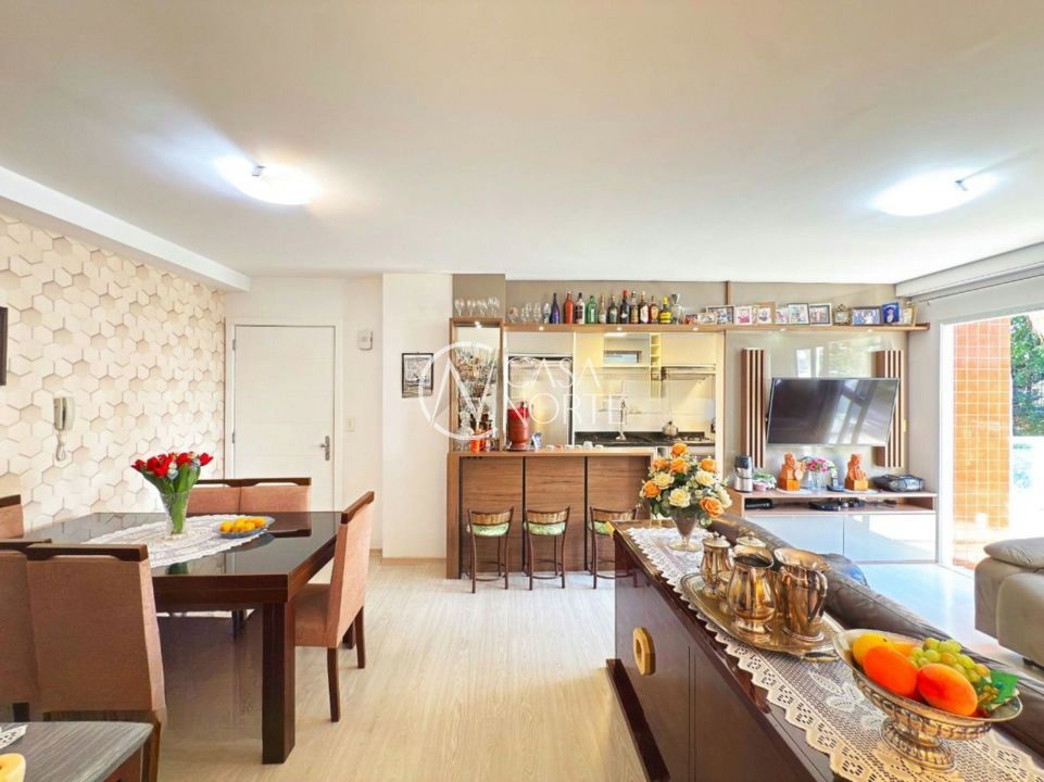 Apartamento à venda com 3 quartos, 150m², 1 suíte, 2 vagas, Rua Adão Baino no bairro Cristo Redentor em Porto Alegre