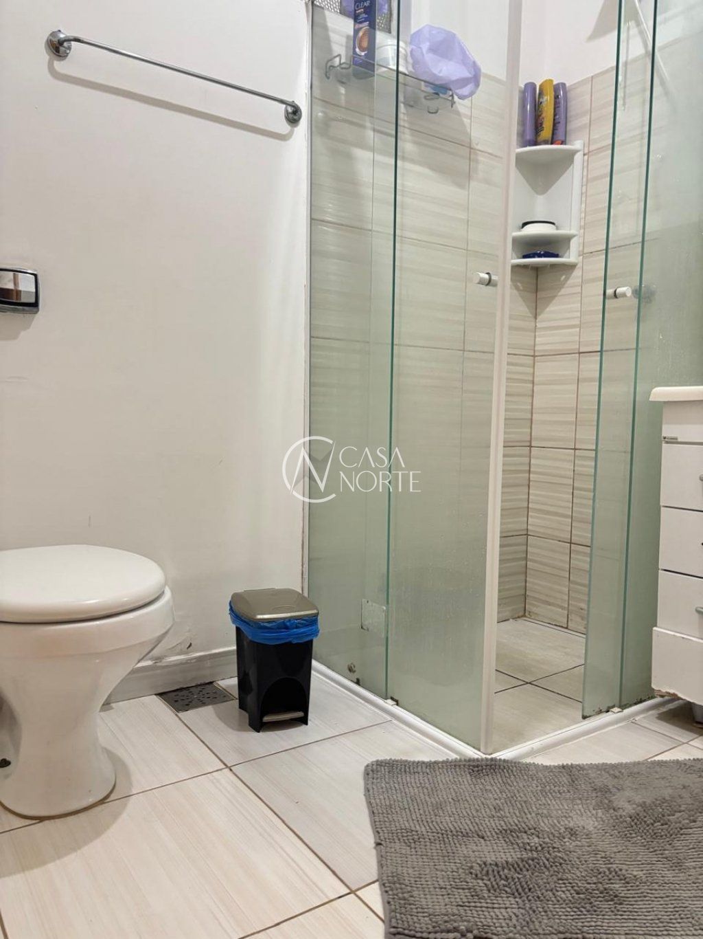 Apartamento à venda com 3 quartos, 84m², 1 vaga, Rua Rafael Saadi no bairro Menino Deus em Porto Alegre