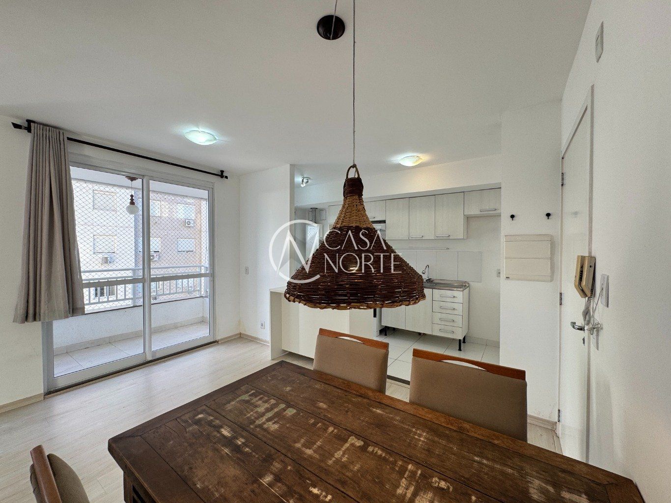 Apartamento à venda com 2 quartos, 55m², 1 suíte, 1 vaga, Rua Airton Ferreira da Silva no bairro Farrapos em Porto Alegre