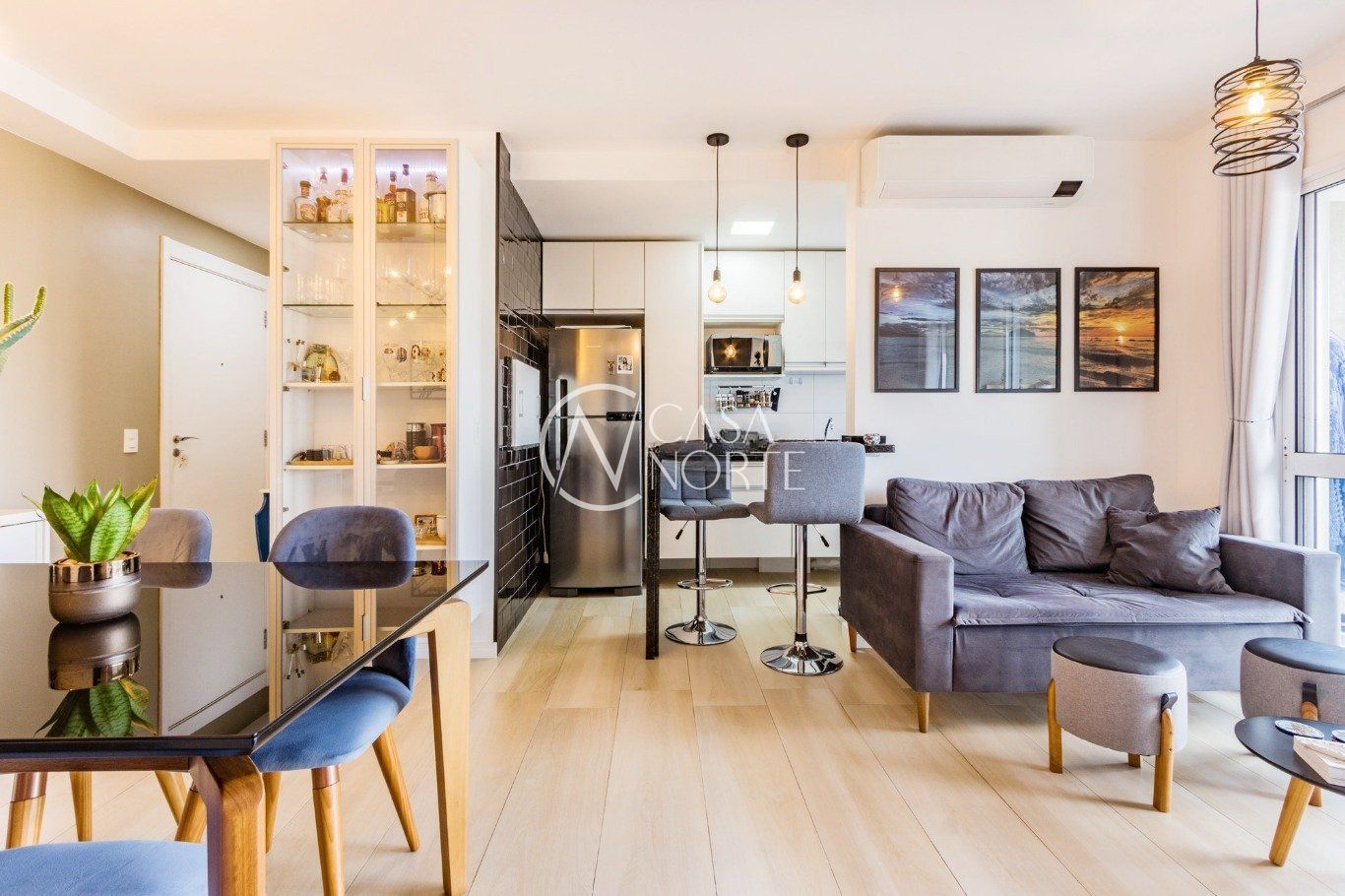 Apartamento à venda com 2 quartos, 64m², 1 vaga, Avenida Polônia no bairro São Geraldo em Porto Alegre