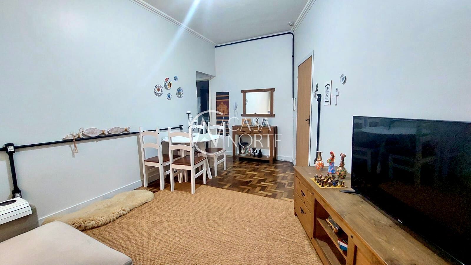 Apartamento Garden à venda com 1 quarto, 50m², 1 suíte, 1 vaga, Avenida Pátria no bairro São Geraldo em Porto Alegre