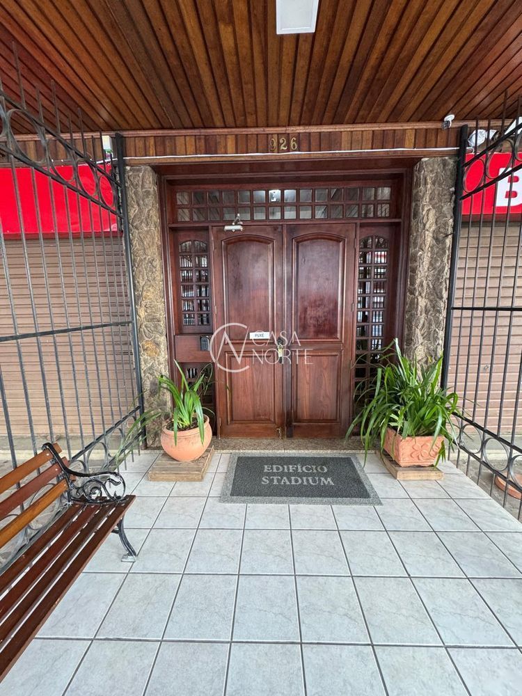 Apartamento à venda com 2 quartos, 67m², 2 vagas, Avenida Padre Cacique no bairro Praia de Belas em Porto Alegre