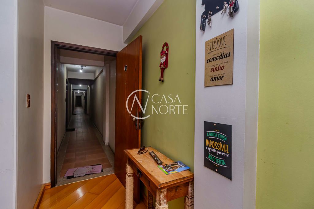 Apartamento à venda com 2 quartos, 77m², 1 vaga, Rua José do Patrocínio no bairro Cidade Baixa em Porto Alegre