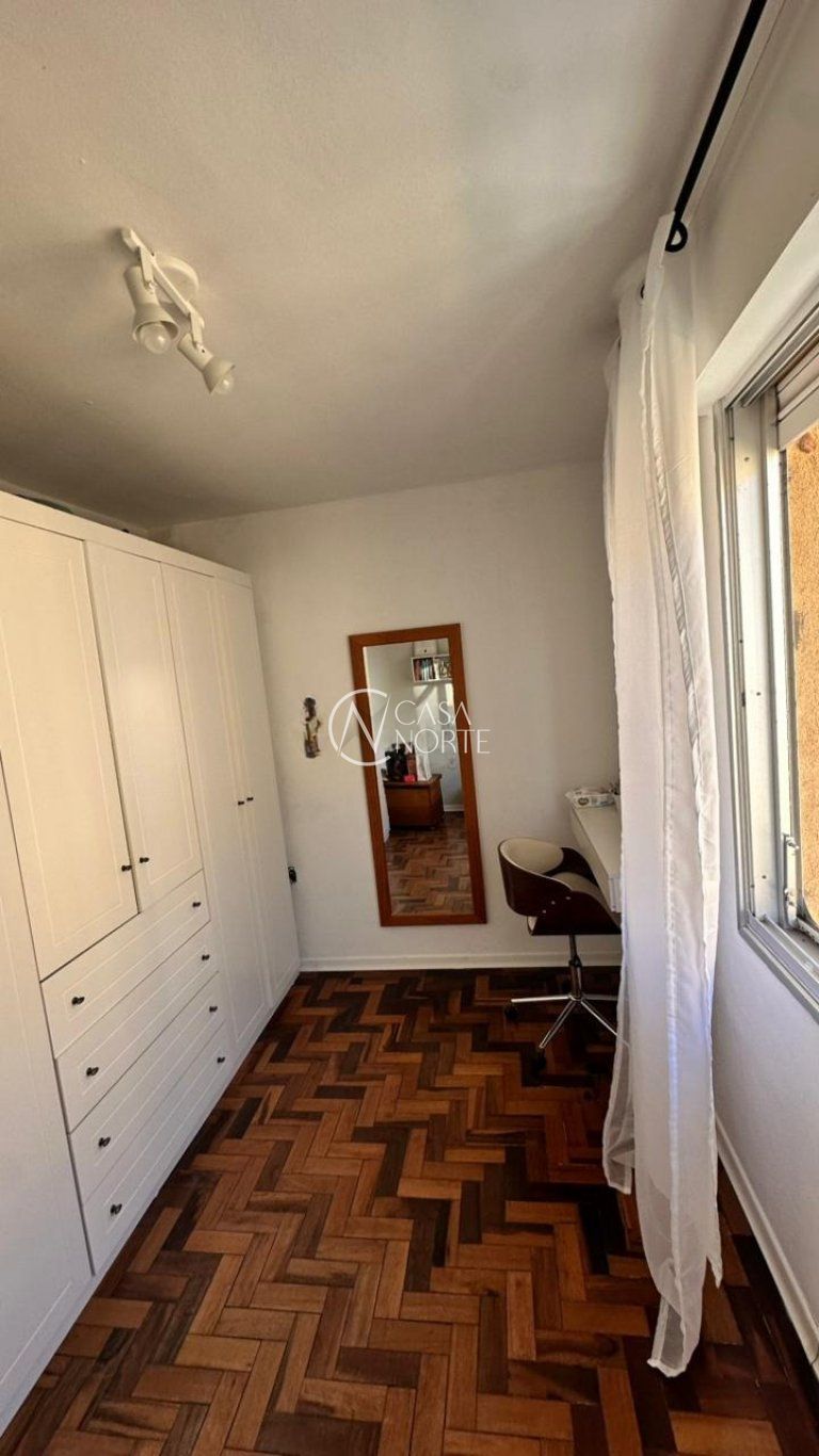 Apartamento à venda com 2 quartos, 51m², 1 vaga, Avenida Taquary no bairro Cristal em Porto Alegre