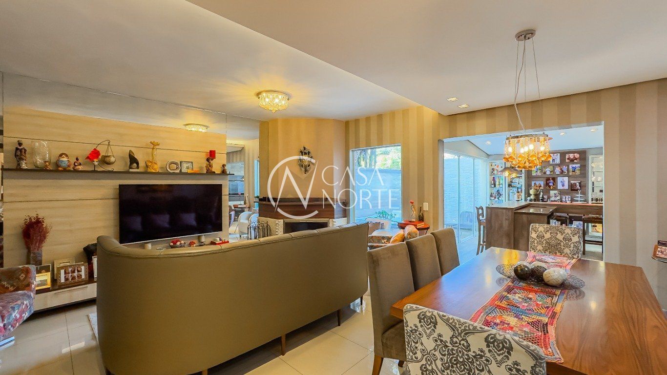 Casa de Condomínio à venda com 3 quartos, 223m², 1 suíte, 3 vagas, Rua Attílio Bilibio no bairro Jardim Carvalho em Porto Alegre