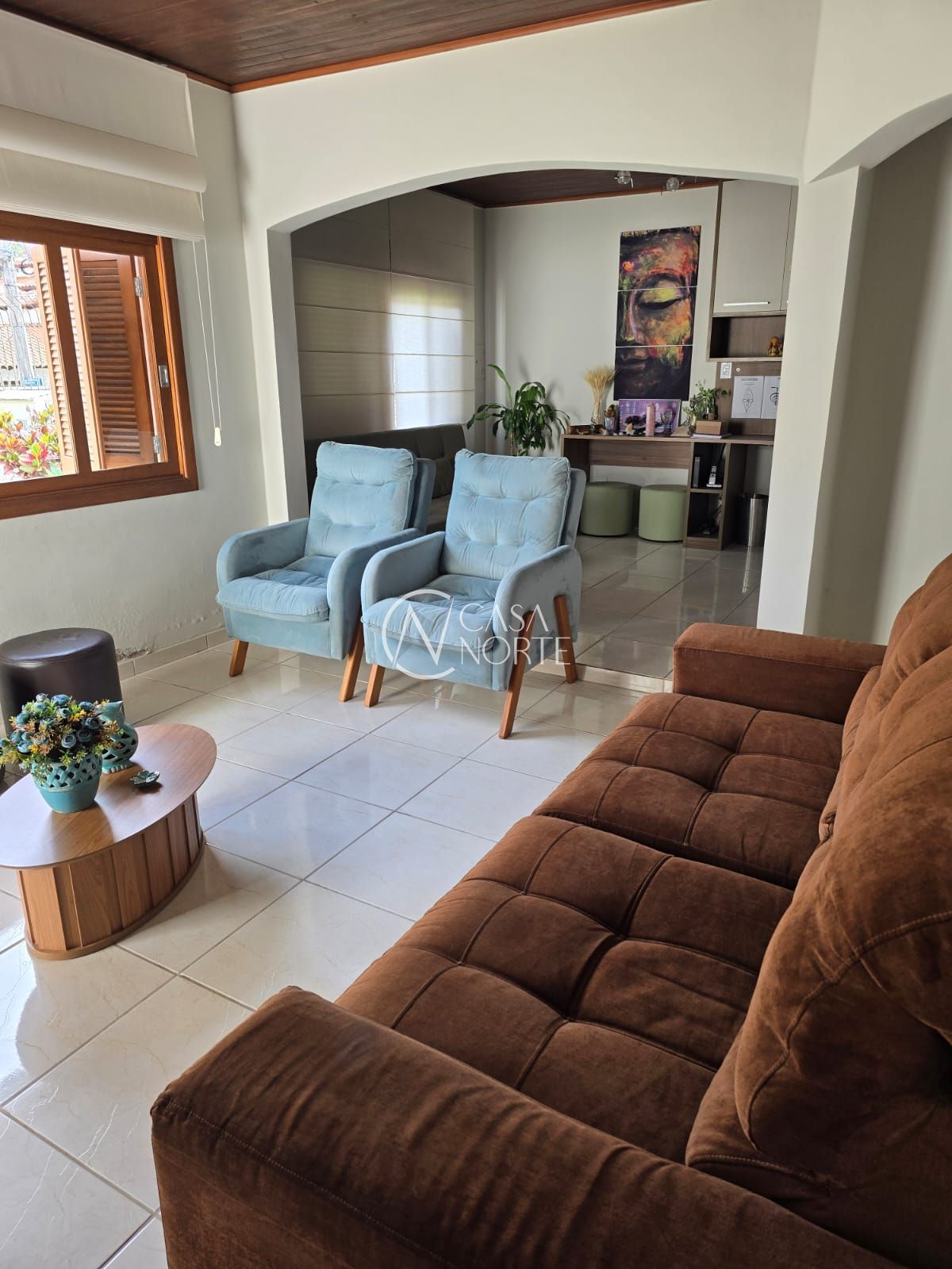 Casa à venda com 3 quartos, 145m², 4 vagas, Rua Serafim Alencastro no bairro Sarandi em Porto Alegre