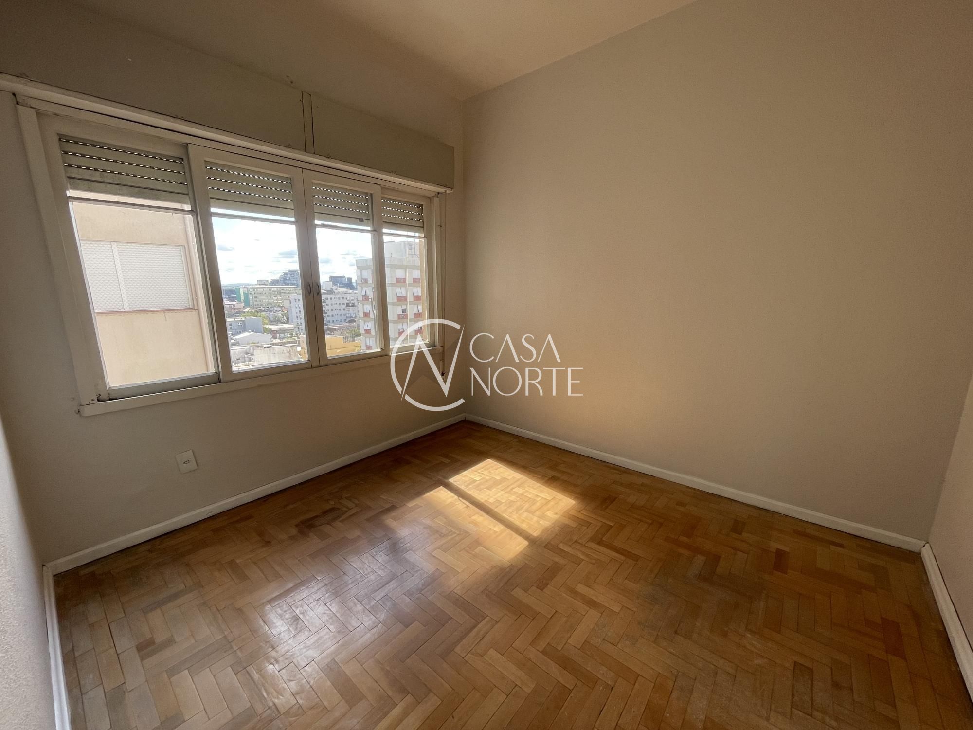 Apartamento à venda com 2 quartos, 70m², Avenida Cristóvão Colombo no bairro Floresta em Porto Alegre