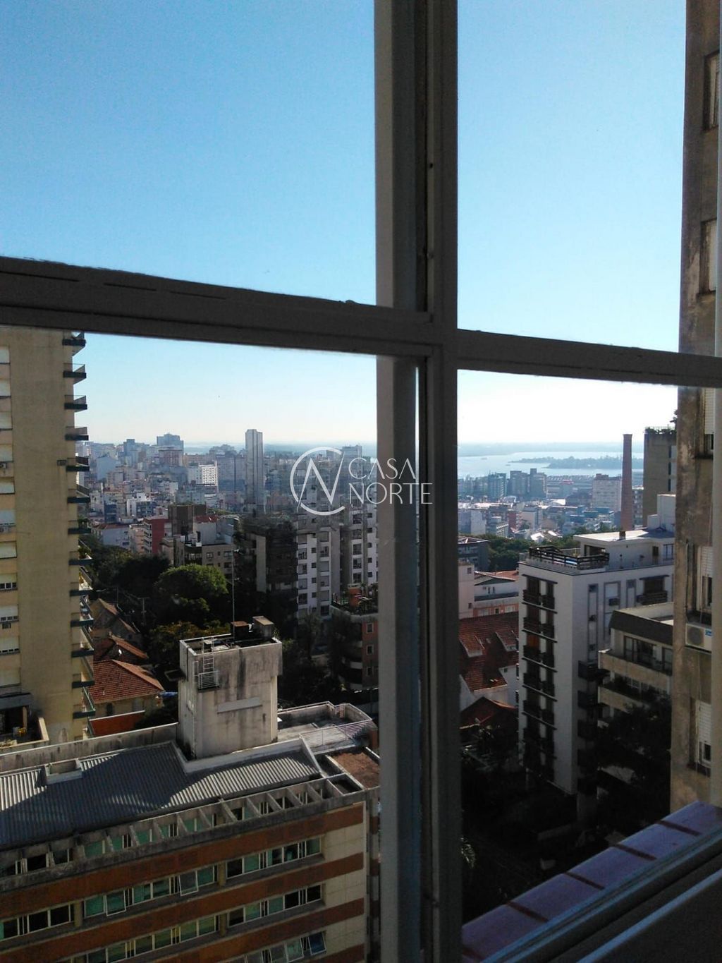 Apartamento à venda com 3 quartos, 158m², 1 suíte, Rua Ramiro Barcelos no bairro Independência em Porto Alegre
