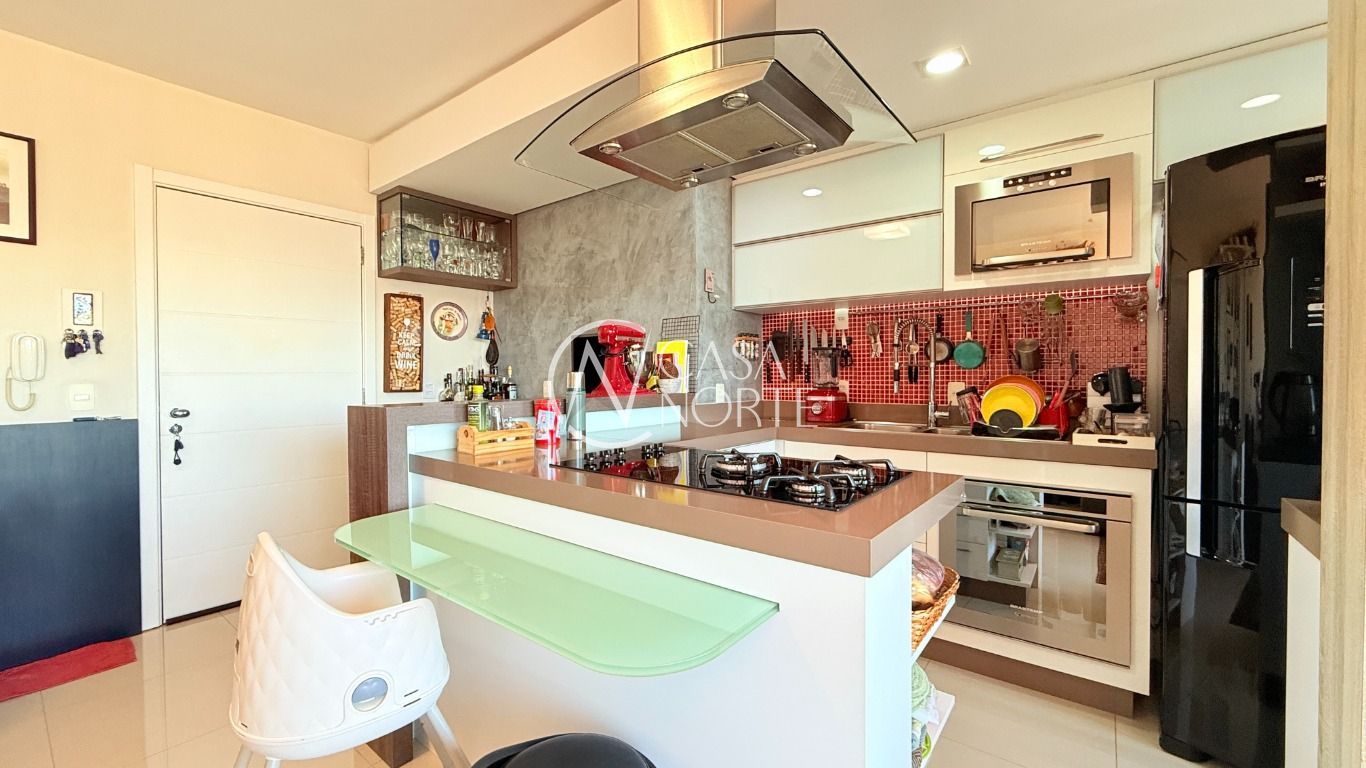 Apartamento à venda com 2 quartos, 65m², 1 suíte, 1 vaga, Rua General Lima e Silva no bairro Cidade Baixa em Porto Alegre