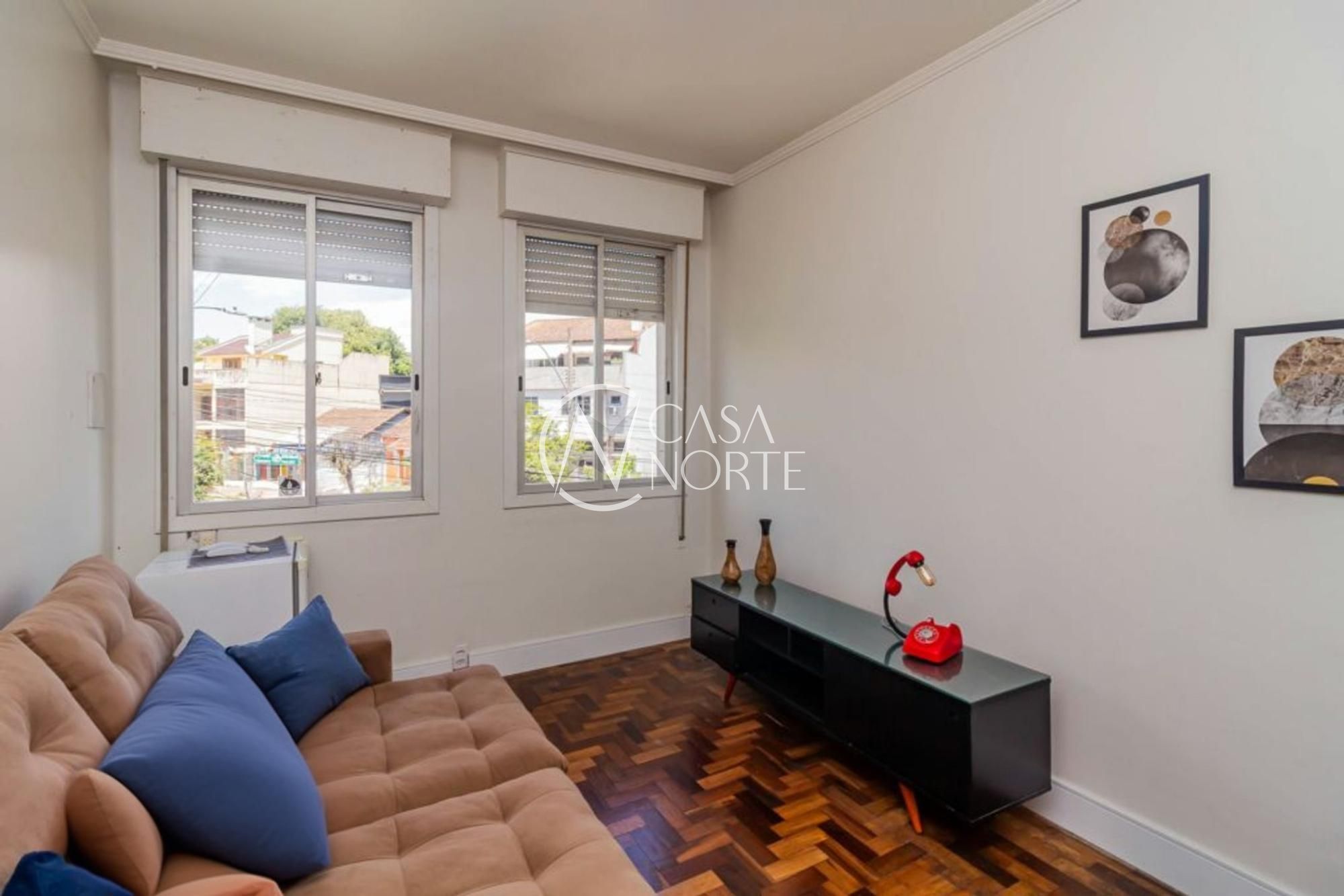 Apartamento à venda com 2 quartos, 65m², Rua Marechal José Inácio da Silva no bairro Passo da Areia em Porto Alegre
