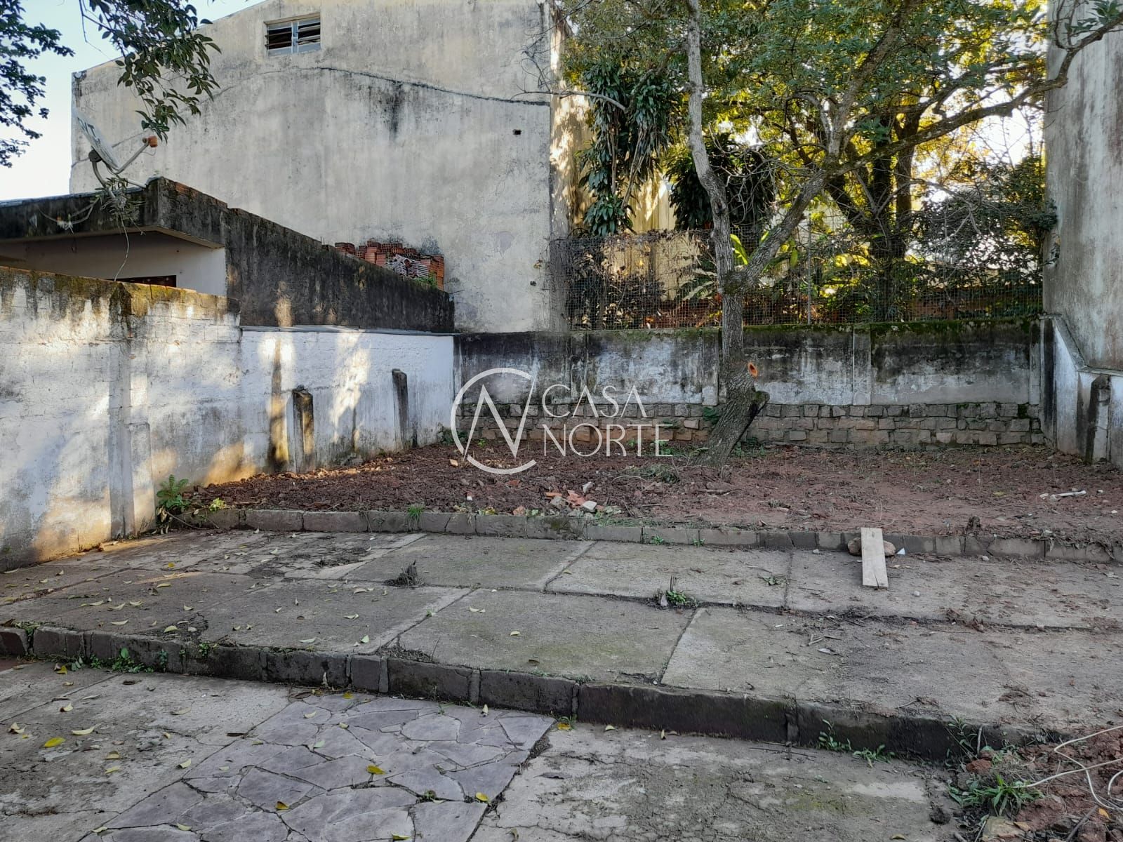 Casa à venda com 2 quartos, 335m², 1 suíte, 3 vagas, Avenida Professor Paula Soares no bairro Jardim Itu em Porto Alegre