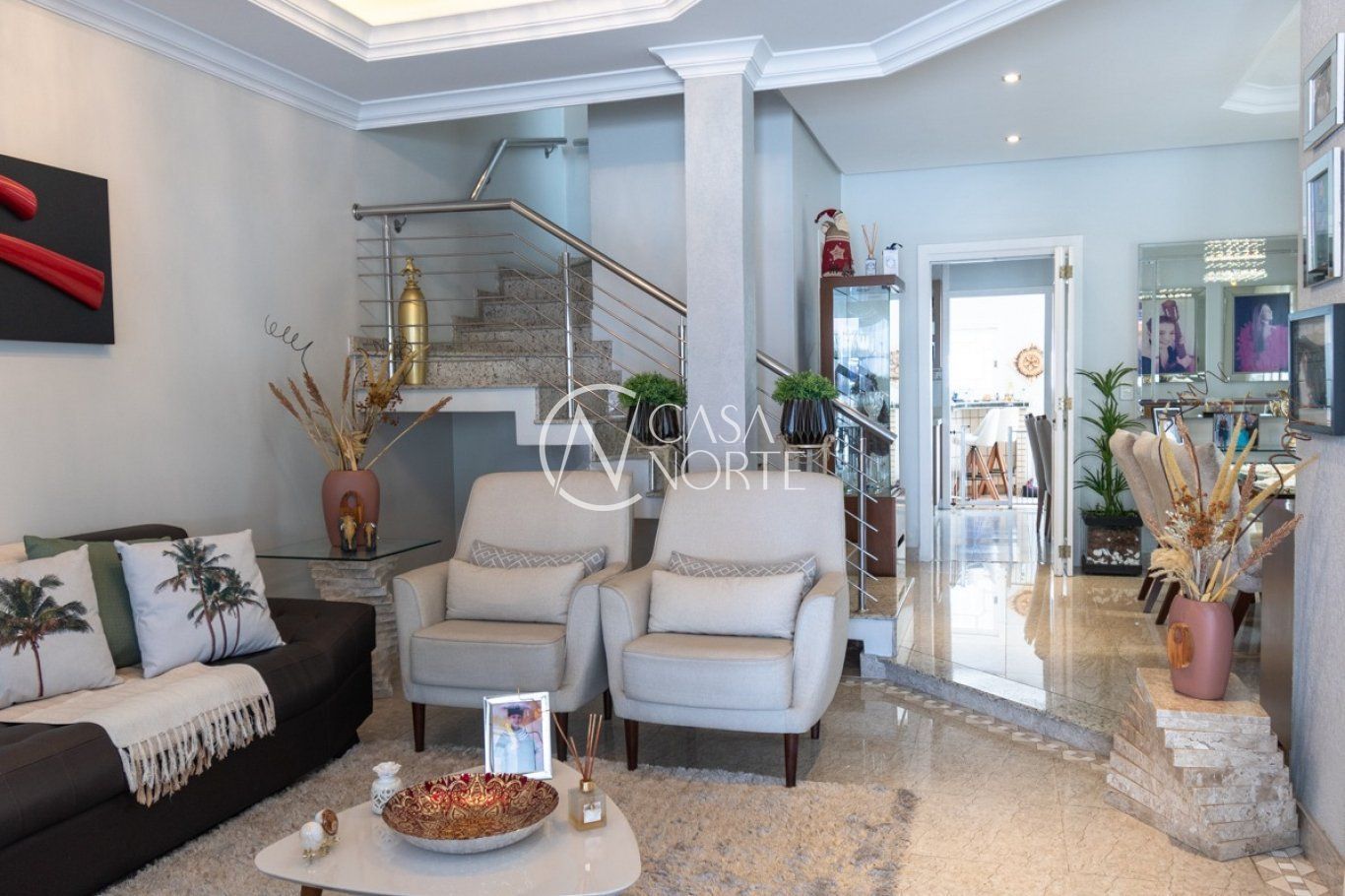 Casa à venda com 4 quartos, 208m², 1 suíte, 2 vagas, Avenida Ecoville no bairro Sarandi em Porto Alegre