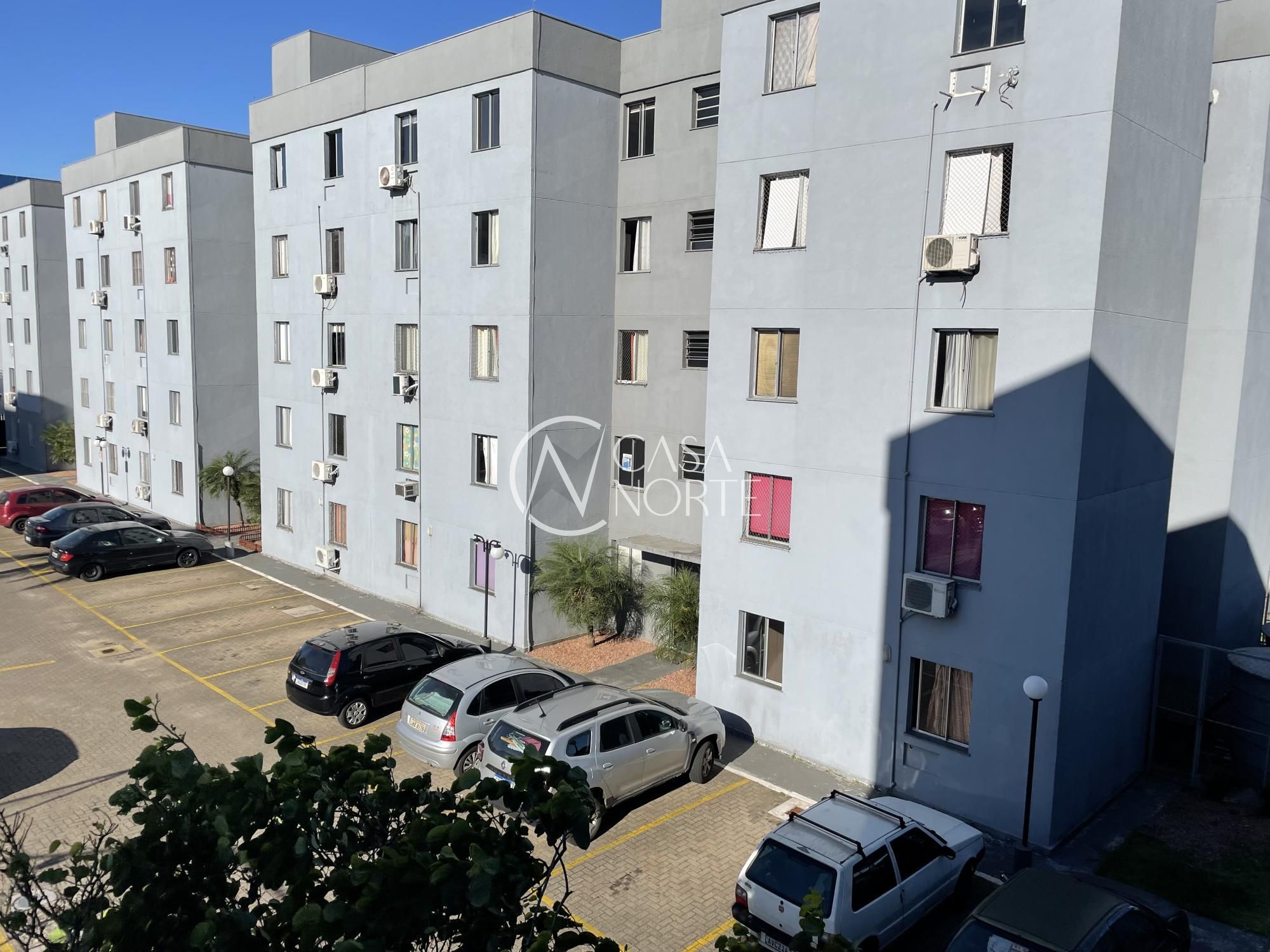Apartamento à venda com 2 quartos, 42m², 1 vaga, Rua Egydio Pedro Flach no bairro Jardim Leopoldina em Porto Alegre