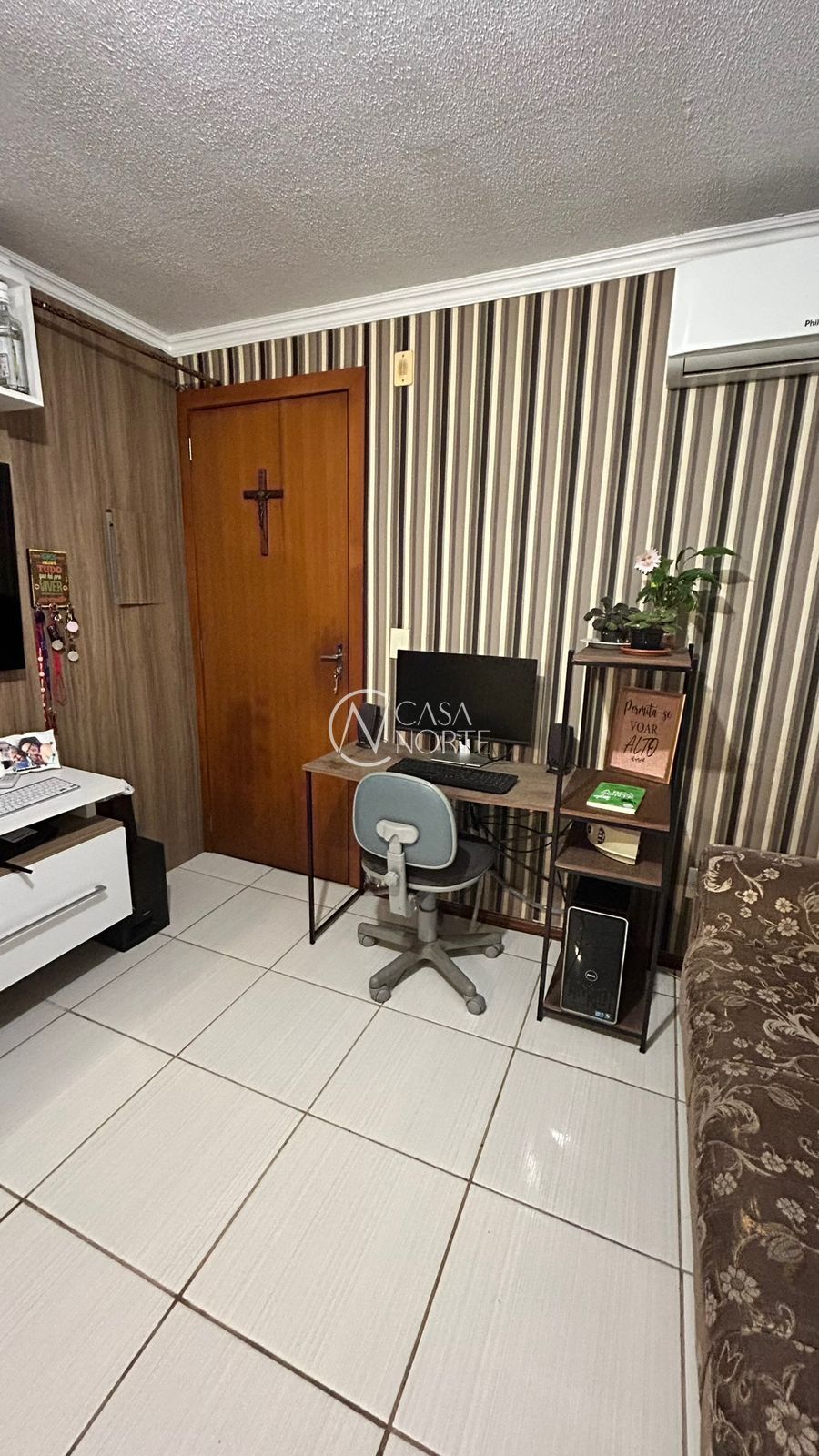 Apartamento à venda com 2 quartos, 38m², 1 vaga, Estrada Cristiano Kraemer no bairro Vila Nova em Porto Alegre