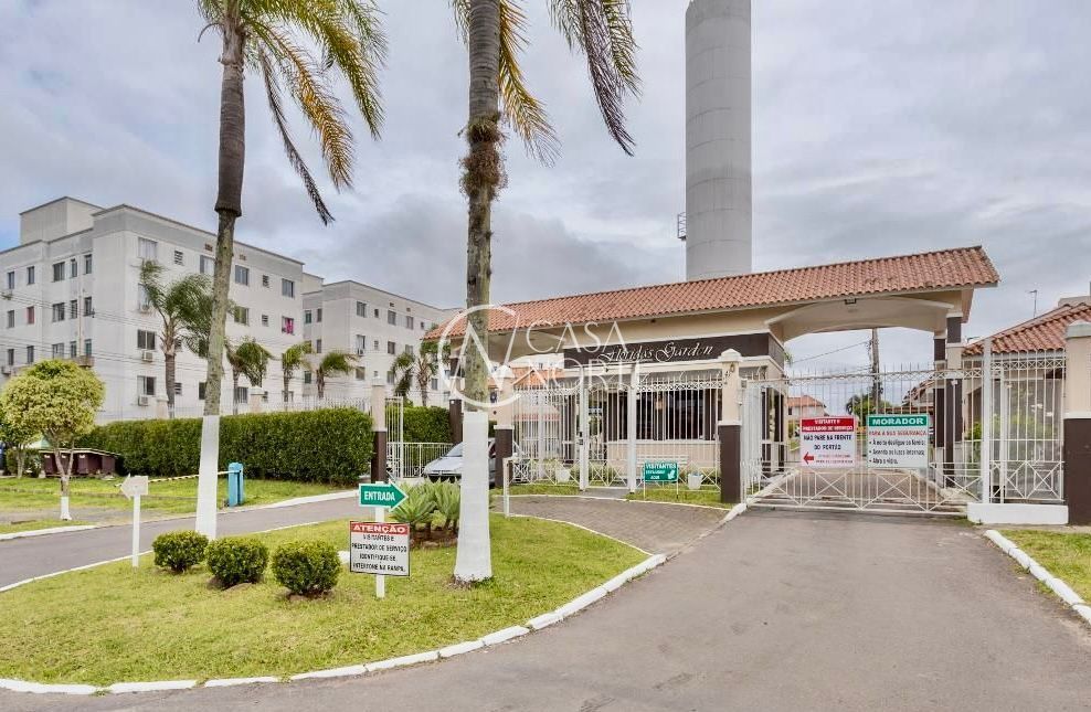 Casa de Condomínio à venda com 3 quartos, 113m², 1 suíte, 2 vagas, Avenida João Ferreira Jardim no bairro Parque Santa Fé em Porto Alegre