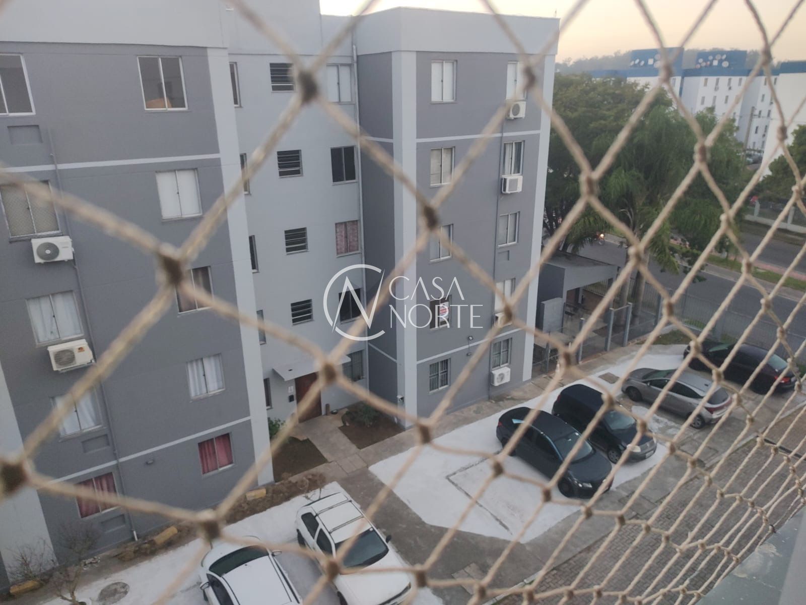 Apartamento à venda com 2 quartos, 42m², 1 vaga, Avenida Juscelino Kubitschek de Oliveira no bairro Jardim Leopoldina em Porto Alegre