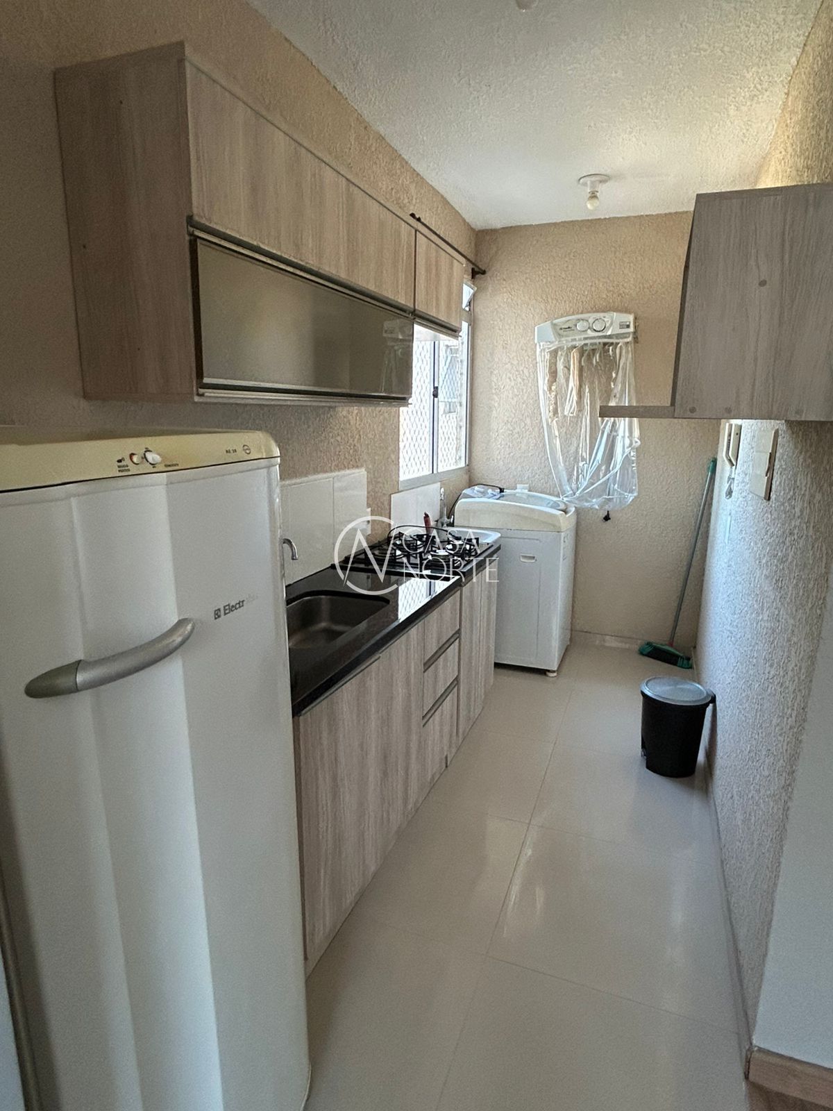 Apartamento à venda com 2 quartos, 42m², 1 vaga, Rua Irmã Teresilda Steffen no bairro Mário Quintana em Porto Alegre