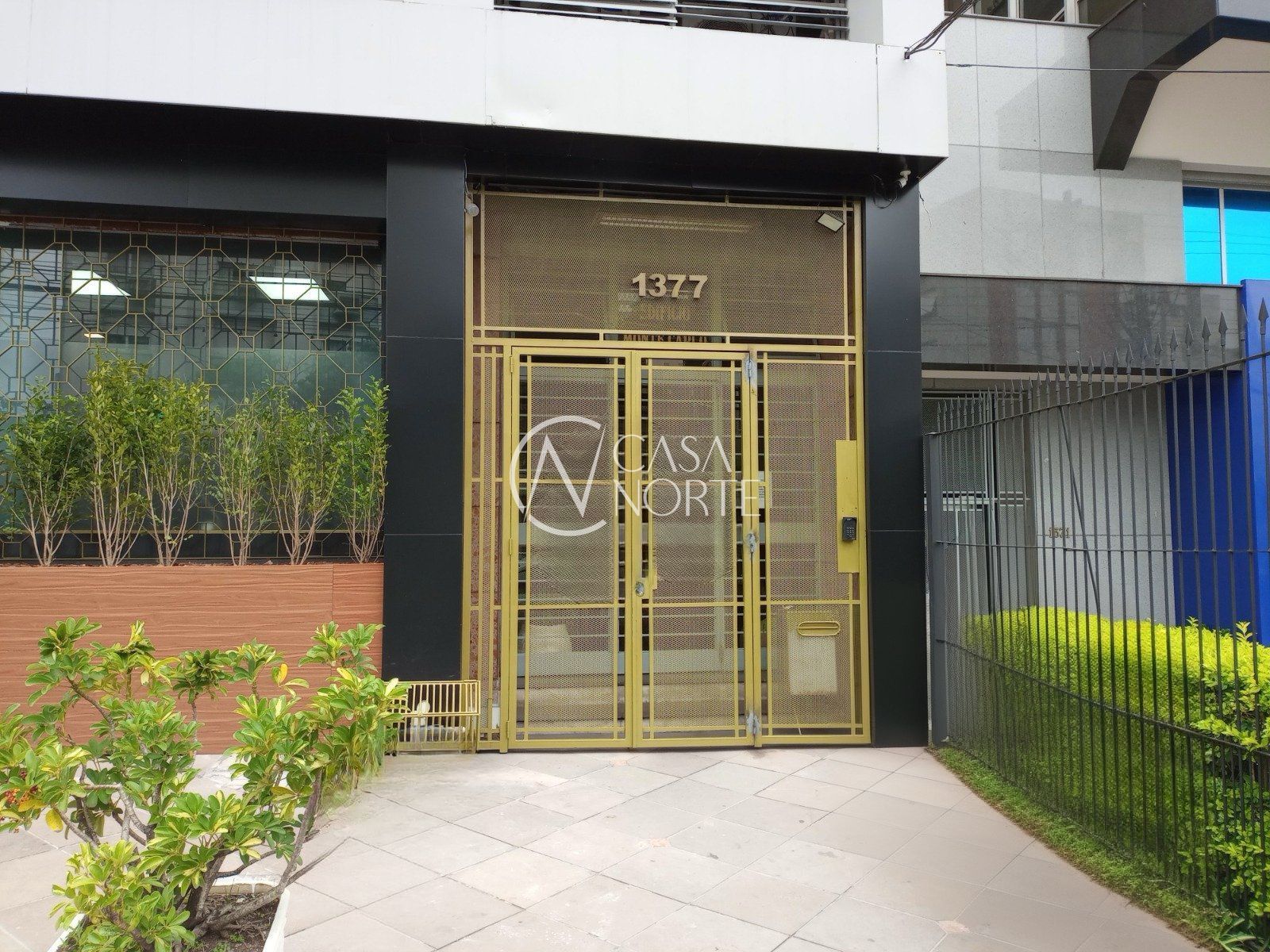 Apartamento à venda com 2 quartos, 70m², Avenida Cristóvão Colombo no bairro Floresta em Porto Alegre