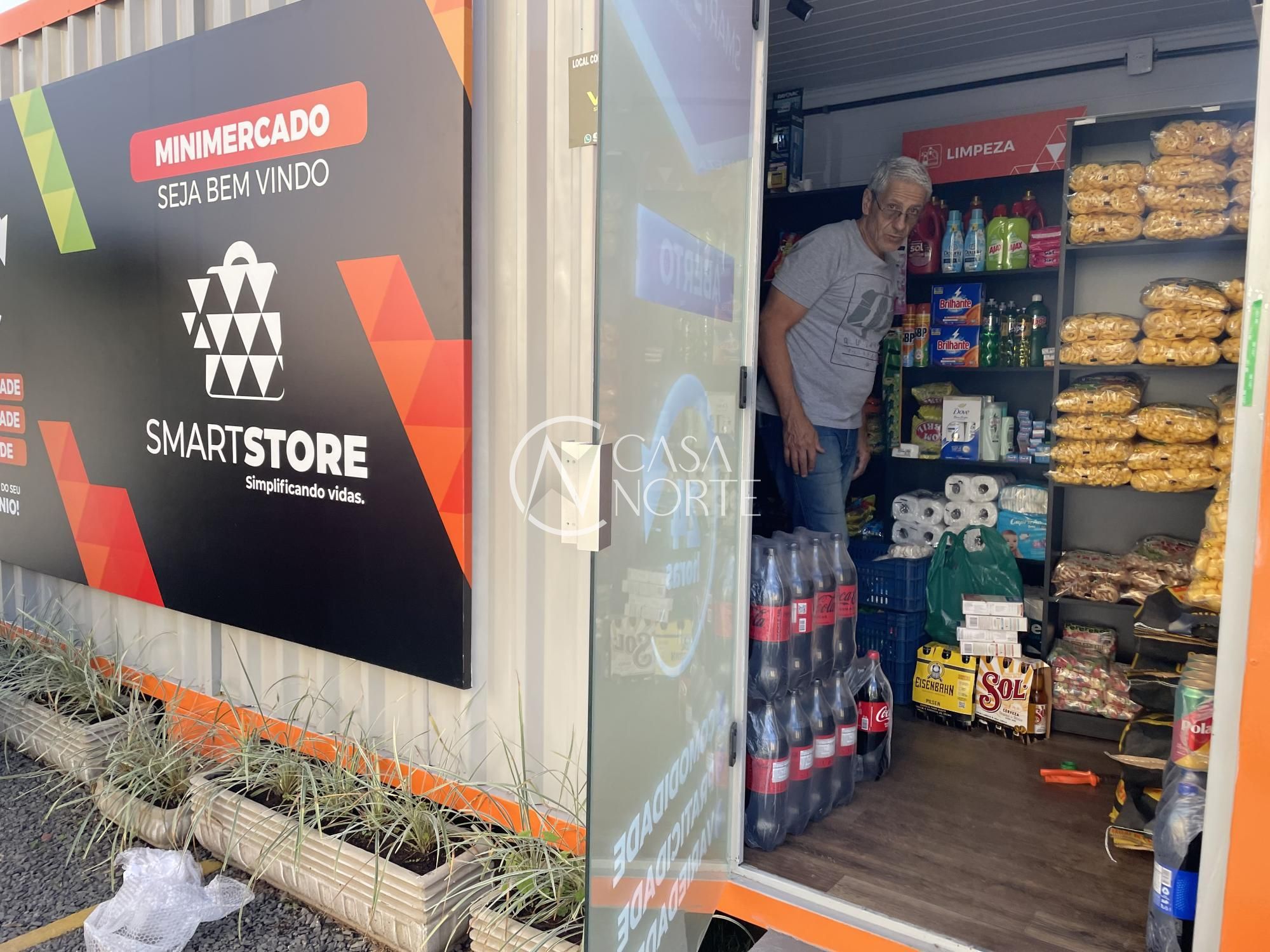 Apartamento à venda com 2 quartos, 40m², 1 vaga, Rua Paulo Renato Ketzer de Souza no bairro Rubem Berta em Porto Alegre