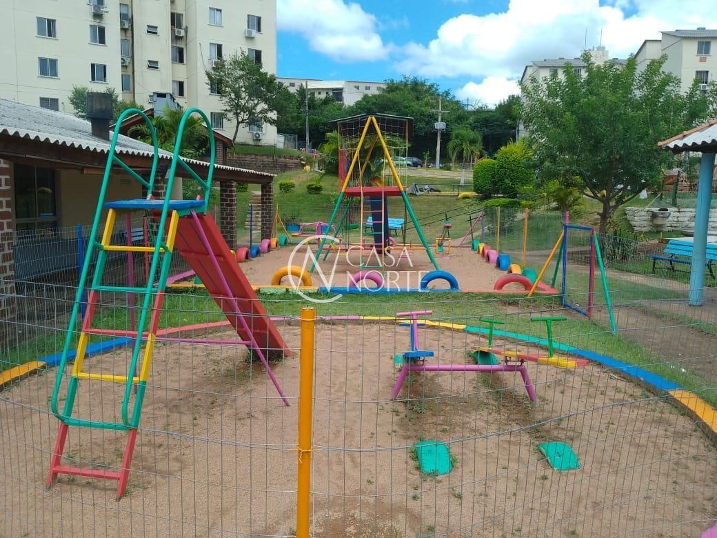 Apartamento à venda com 2 quartos, 38m², 1 vaga, Estrada Cristiano Kraemer no bairro Vila Nova em Porto Alegre