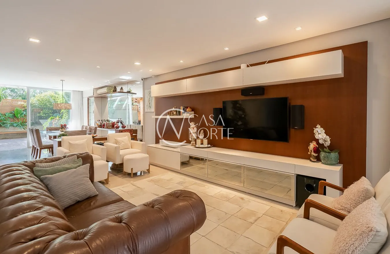Casa de Condomínio à venda com 4 quartos, 168m², 1 suíte, 2 vagas, Avenida Willy Eugênio Fleck no bairro Ecoville em Porto Alegre