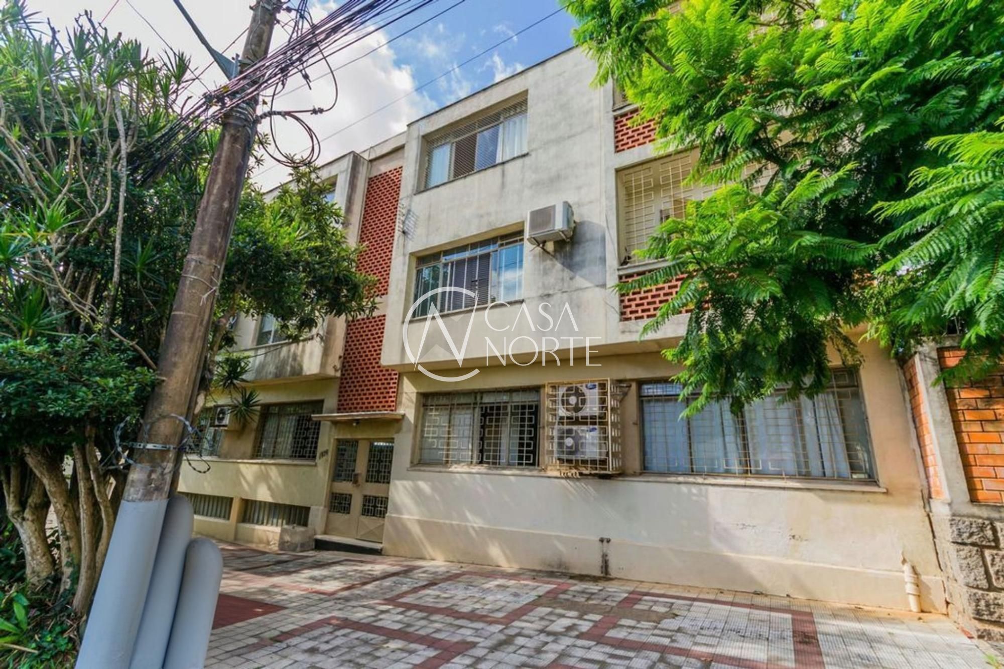 Apartamento à venda com 3 quartos, 83m², 1 suíte, 1 vaga, Rua Felipe de Oliveira no bairro Petrópolis em Porto Alegre