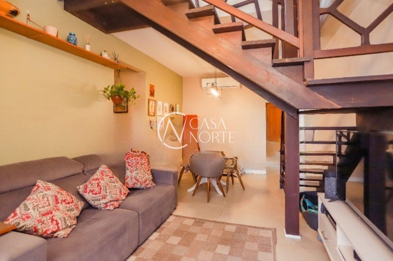 Cobertura à venda com 3 quartos, 206m², 1 suíte, 1 vaga, Avenida Assis Chateaubriand no bairro São Sebastião em Porto Alegre