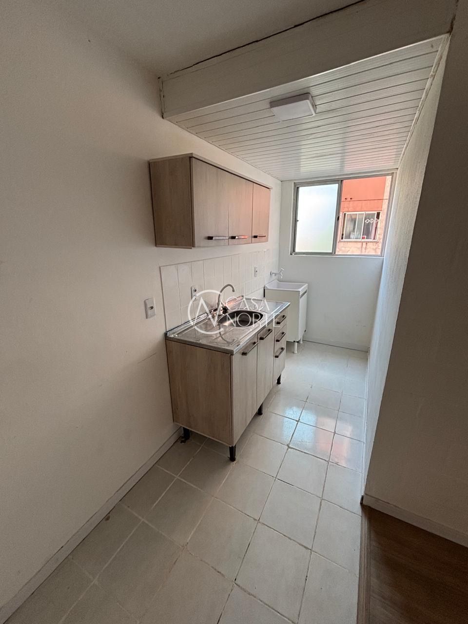 Apartamento à venda com 2 quartos, 40m², 1 vaga, Rua José Barcellos Garcia no bairro Rubem Berta em Porto Alegre