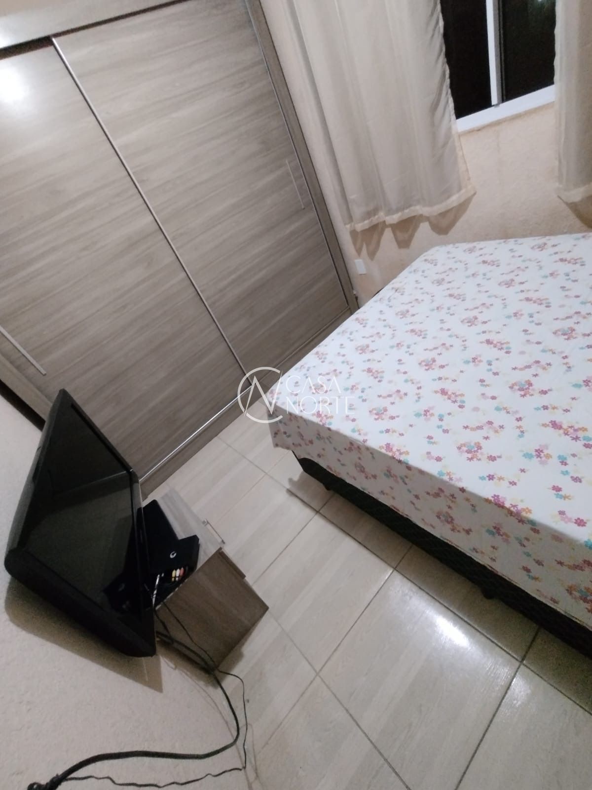 Apartamento à venda com 2 quartos, 42m², 1 vaga, Avenida Souza Melo no bairro Sarandi em Porto Alegre