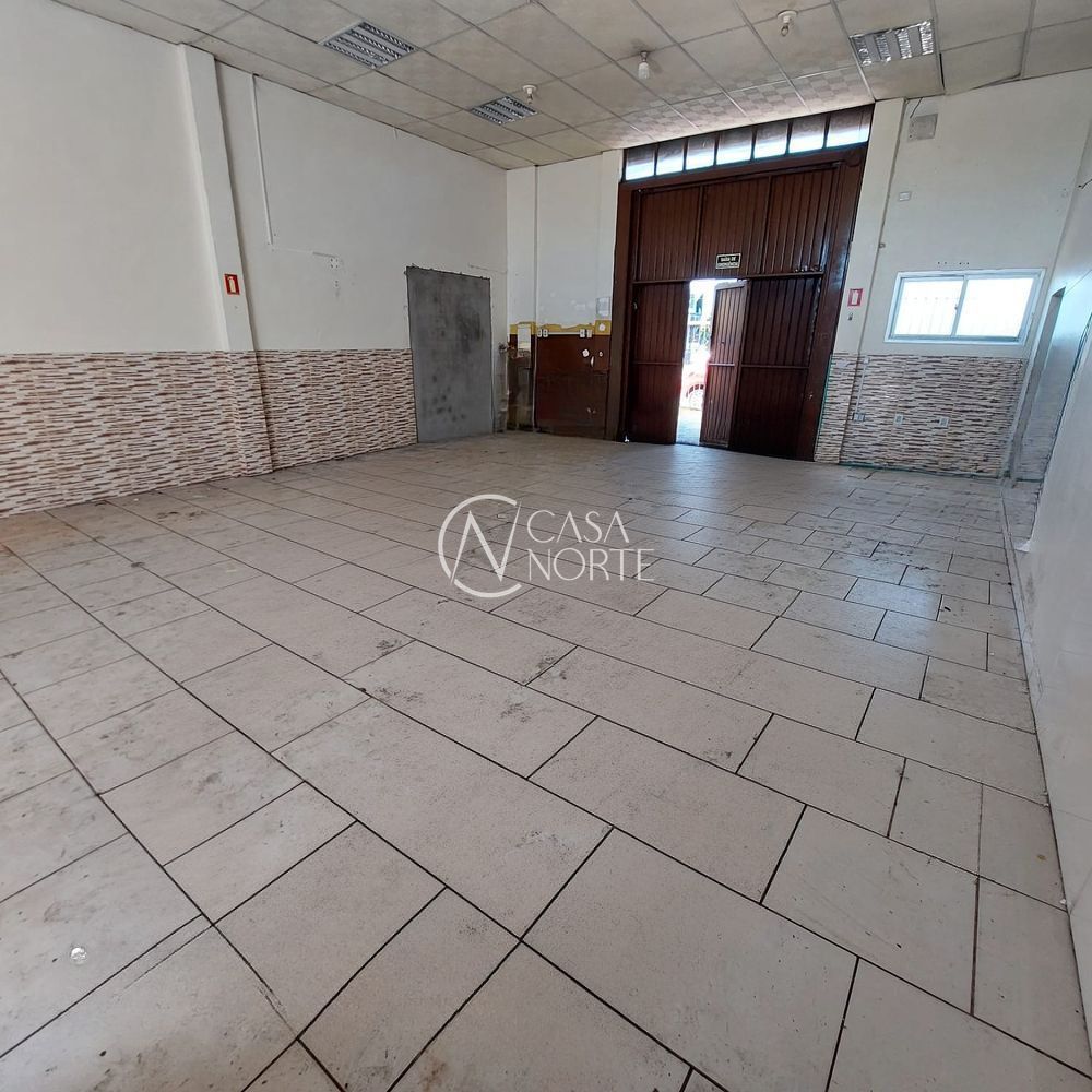 Loja à venda com 2 quartos, 329m², 2 vagas, Avenida Baltazar de Oliveira Garcia no bairro Rubem Berta em Porto Alegre