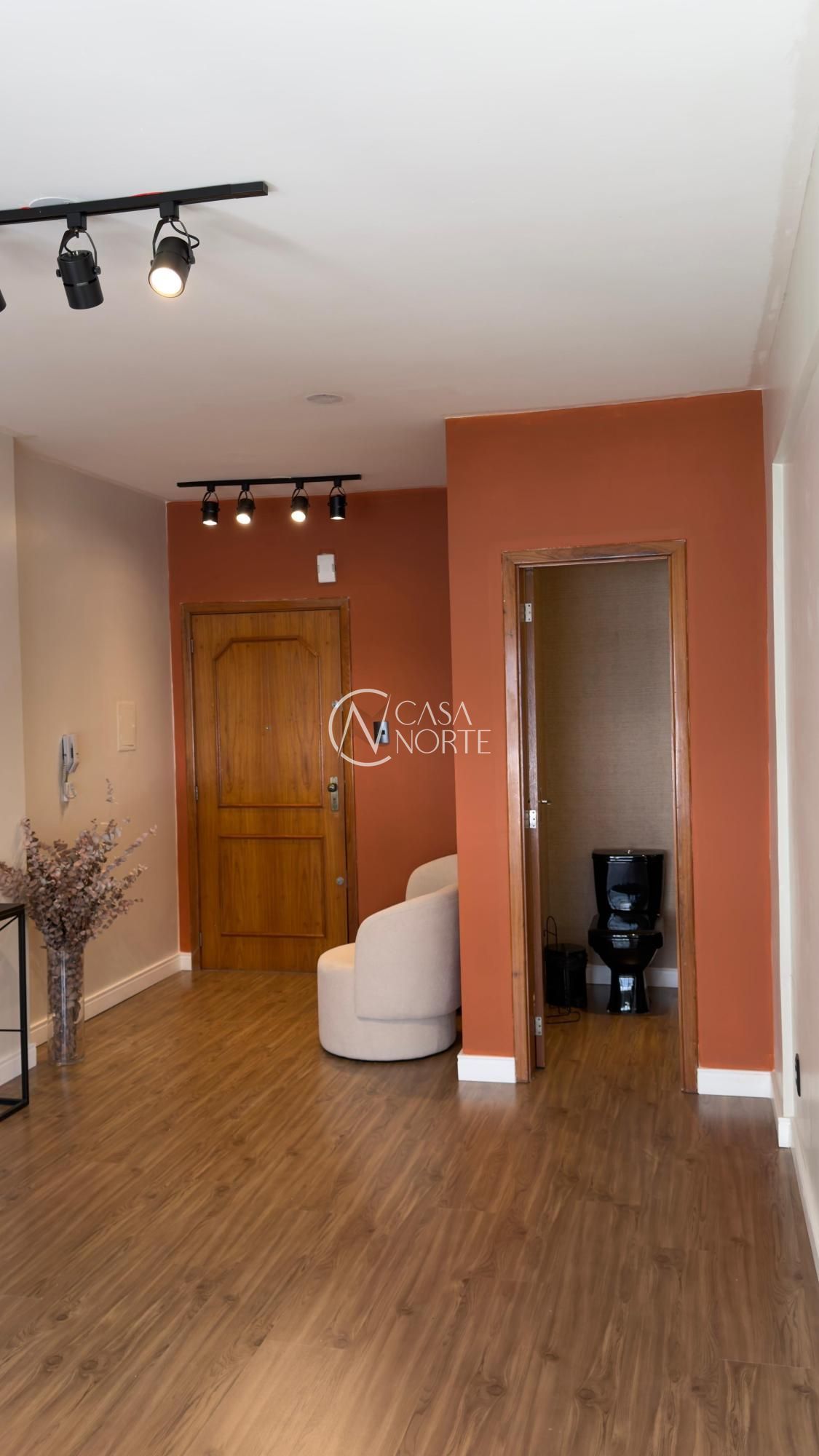 Sala Comercial à venda com 1 quarto, 27m², Rua Silva Jardim no bairro Mont Serrat em Porto Alegre
