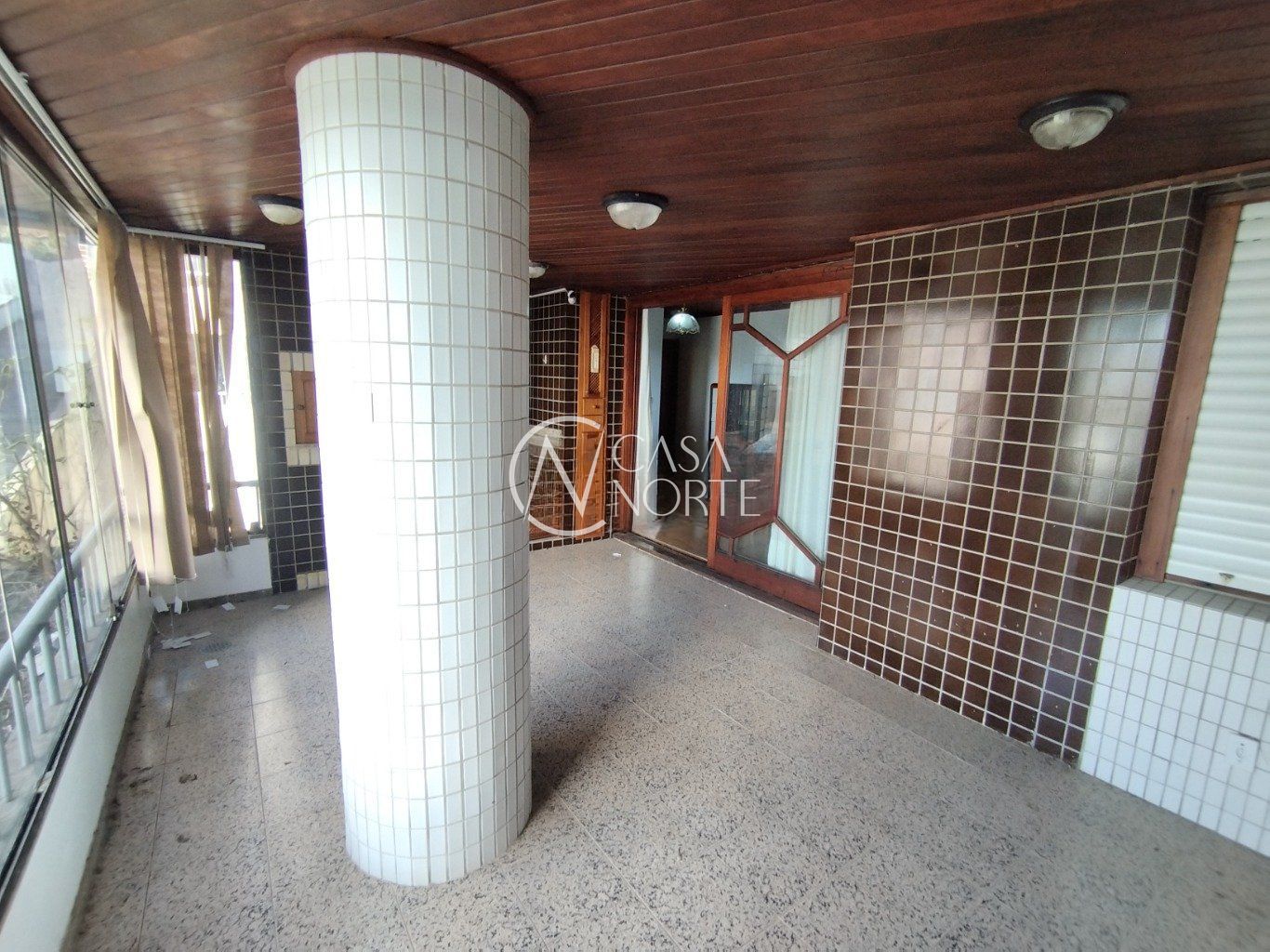 Apartamento à venda com 3 quartos, 148m², 1 suíte, 2 vagas, Avenida Mariland no bairro Auxiliadora em Porto Alegre