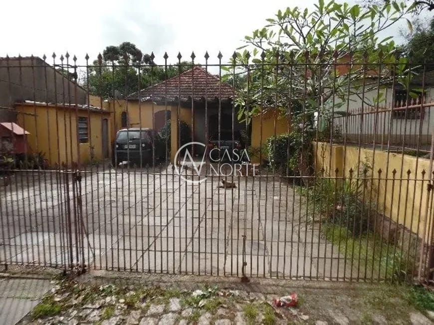 Casa à venda com 3 quartos, 180m², 1 suíte, 4 vagas, Rua Leopoldo Bettiol no bairro Jardim Sabará em Porto Alegre