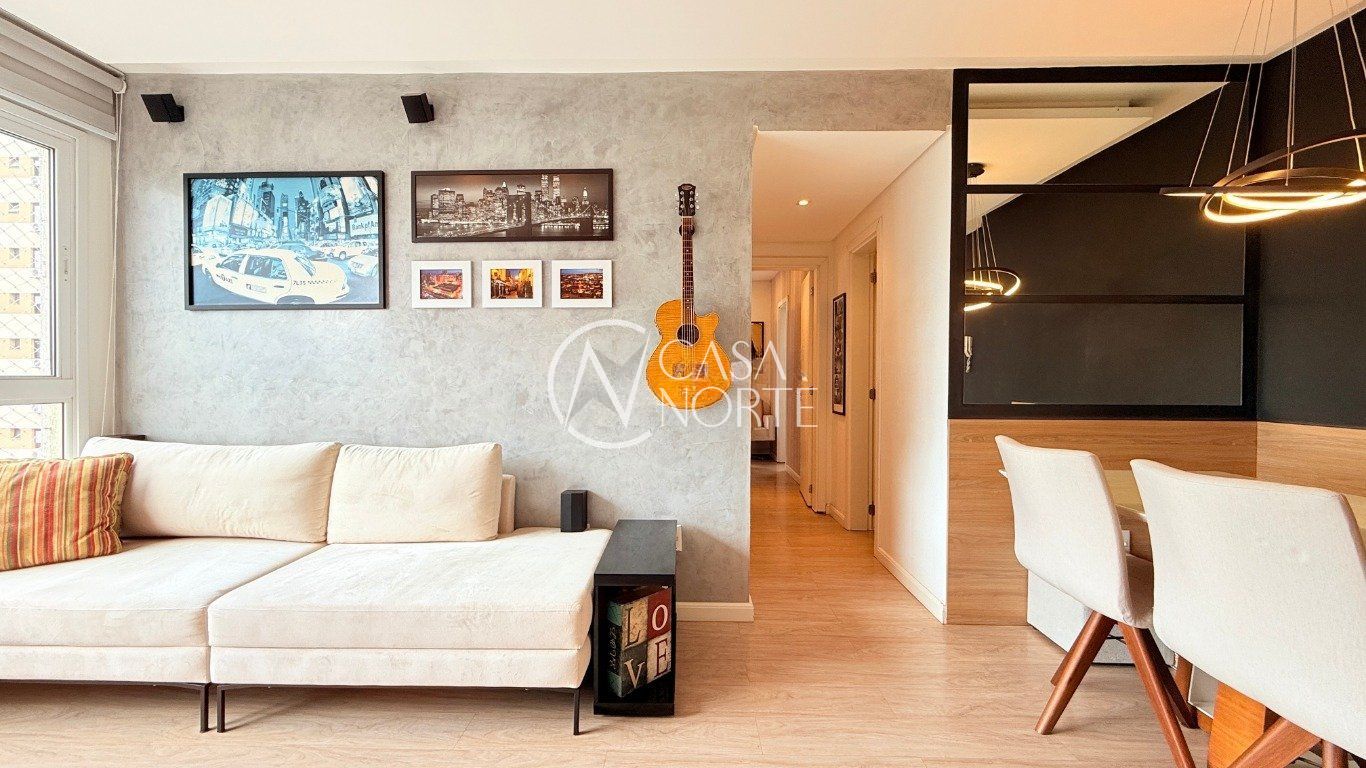 Apartamento à venda com 2 quartos, 58m², 1 suíte, 2 vagas, Rua Luiz Cosme no bairro Passo da Areia em Porto Alegre