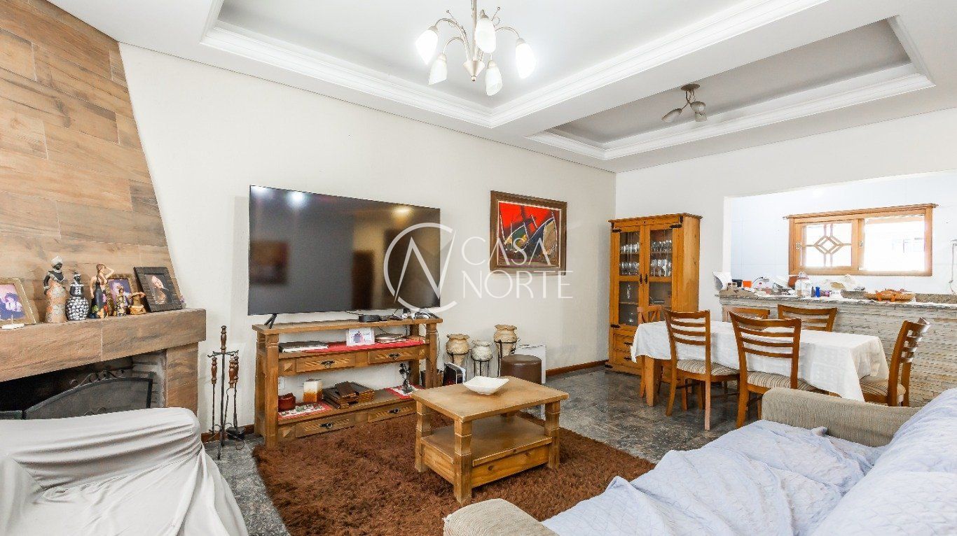 Casa de Condomínio à venda com 4 quartos, 300m², 1 suíte, 3 vagas, Avenida Ecoville no bairro Sarandi em Porto Alegre