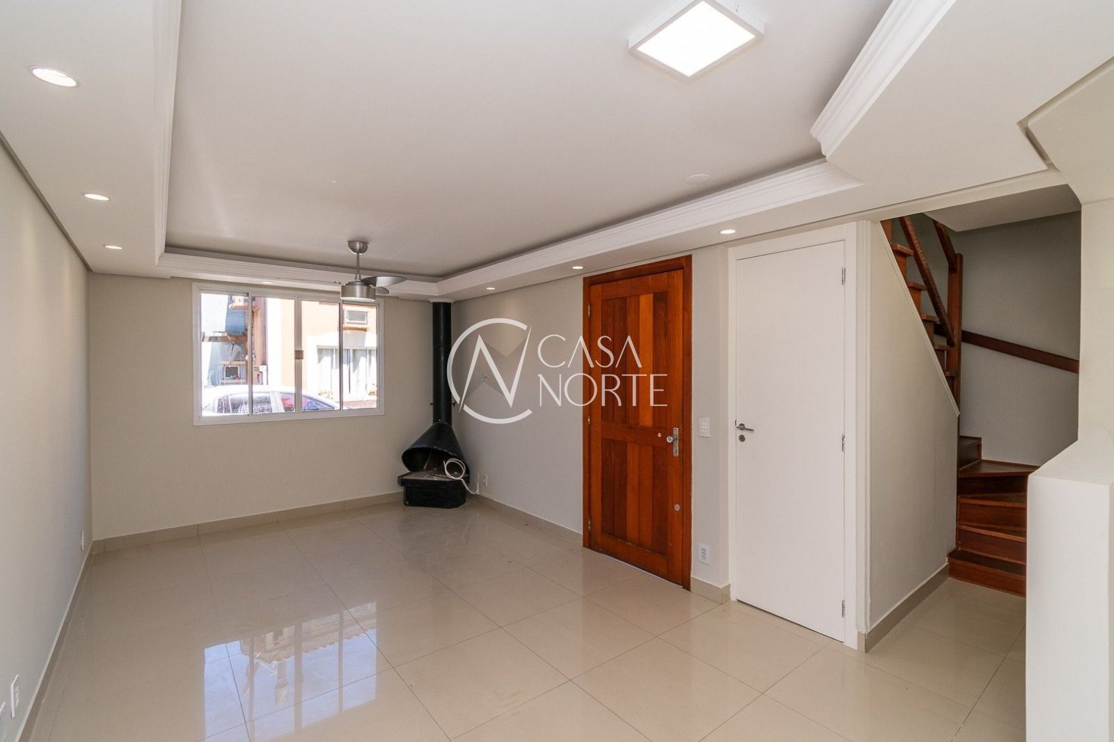 Casa de Condomínio à venda com 3 quartos, 86m², 1 vaga, Rua Tenente Ary Tarrago no bairro Jardim Itu em Porto Alegre