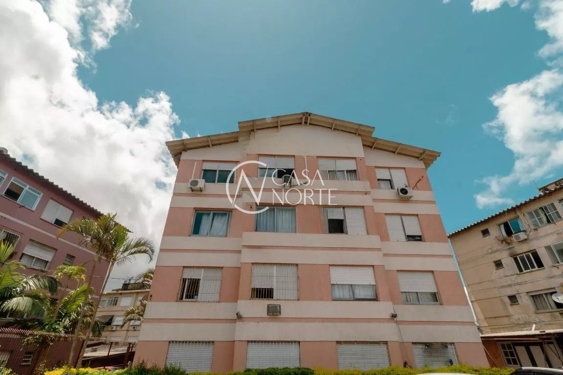 Apartamento à venda com 1 quarto, 33m², 1 suíte, Rua dos Maias no bairro Rubem Berta em Porto Alegre