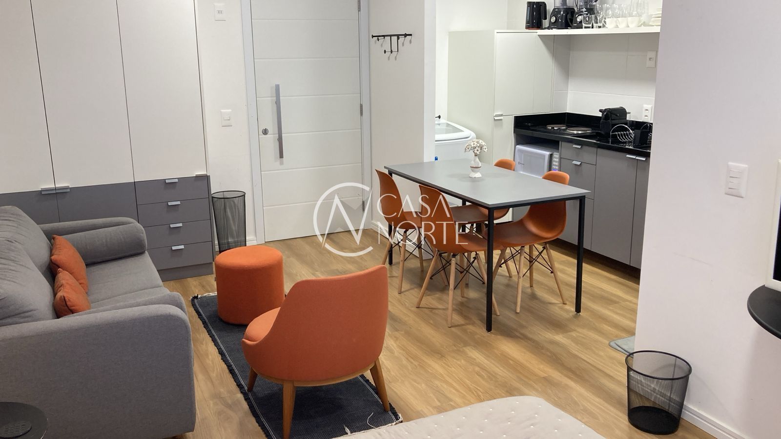 Apartamento Garden à venda com 1 quarto, 43m², 1 suíte, 1 vaga, Avenida Venâncio Aires no bairro Santana em Porto Alegre