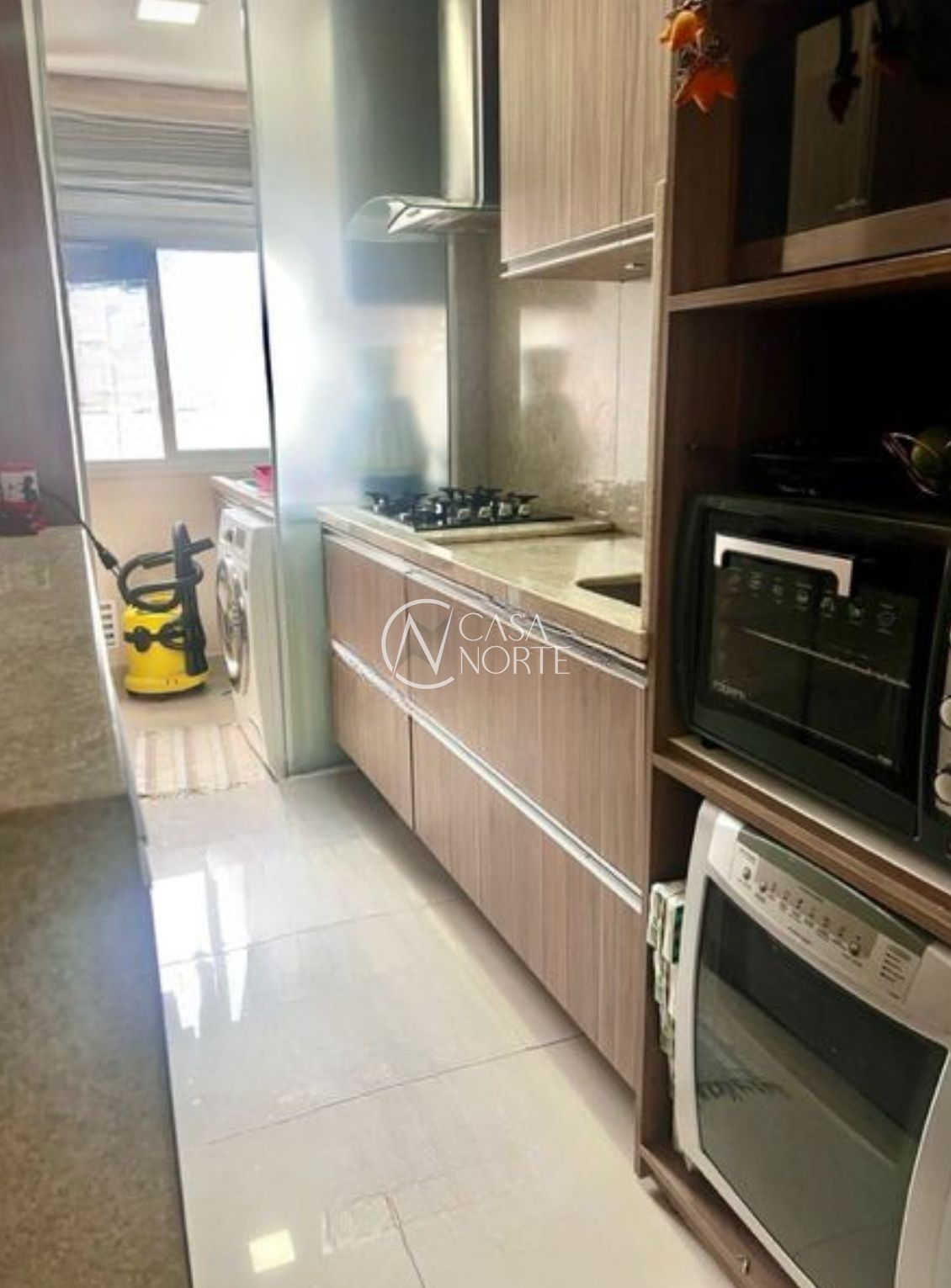 Apartamento à venda com 3 quartos, 78m², 1 suíte, 1 vaga, Avenida Sertório no bairro Sarandi em Porto Alegre