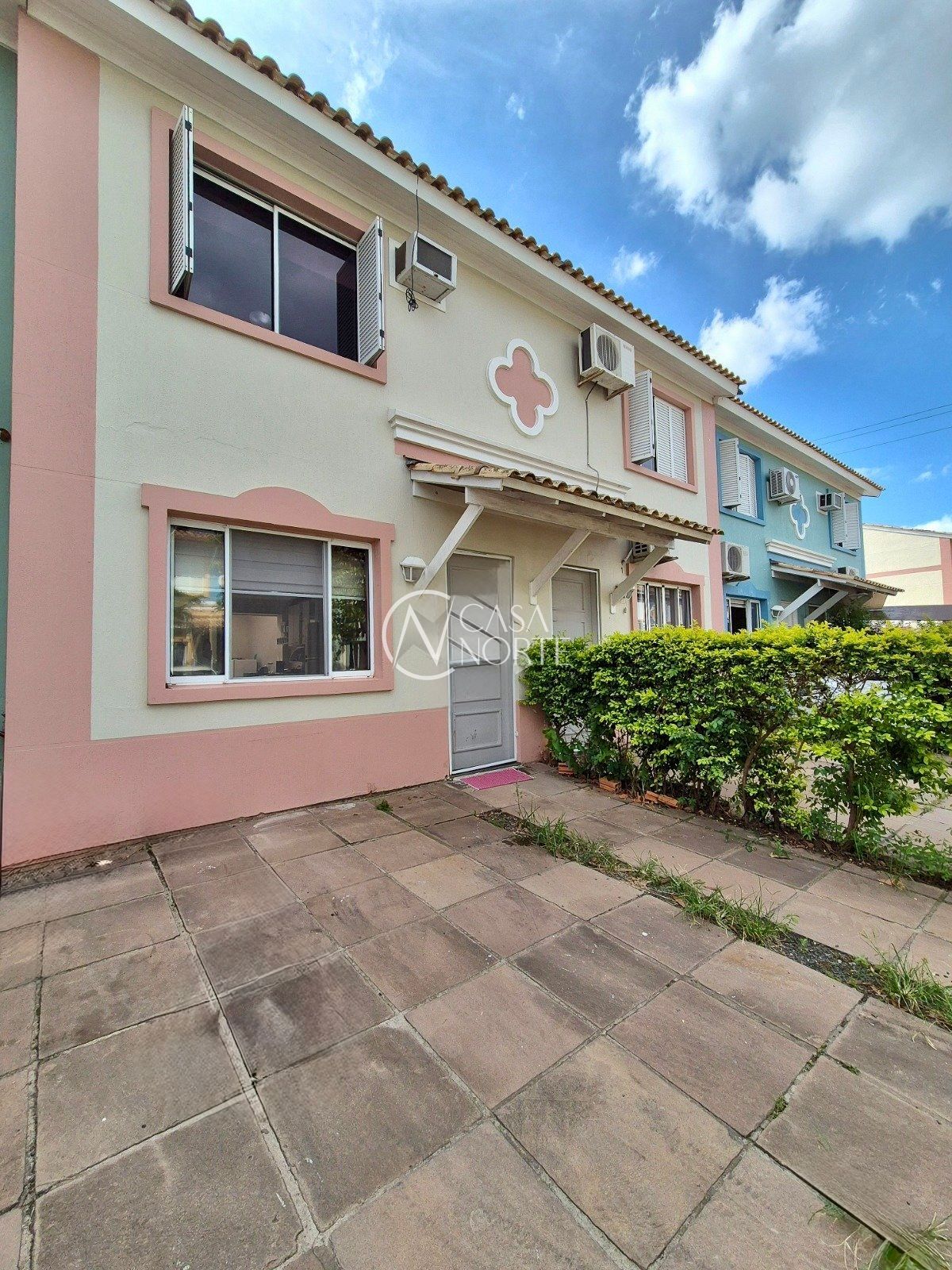 Casa de Condomínio à venda com 3 quartos, 79m², 1 suíte, 2 vagas, Avenida José Aloísio Filho no bairro Humaitá em Porto Alegre