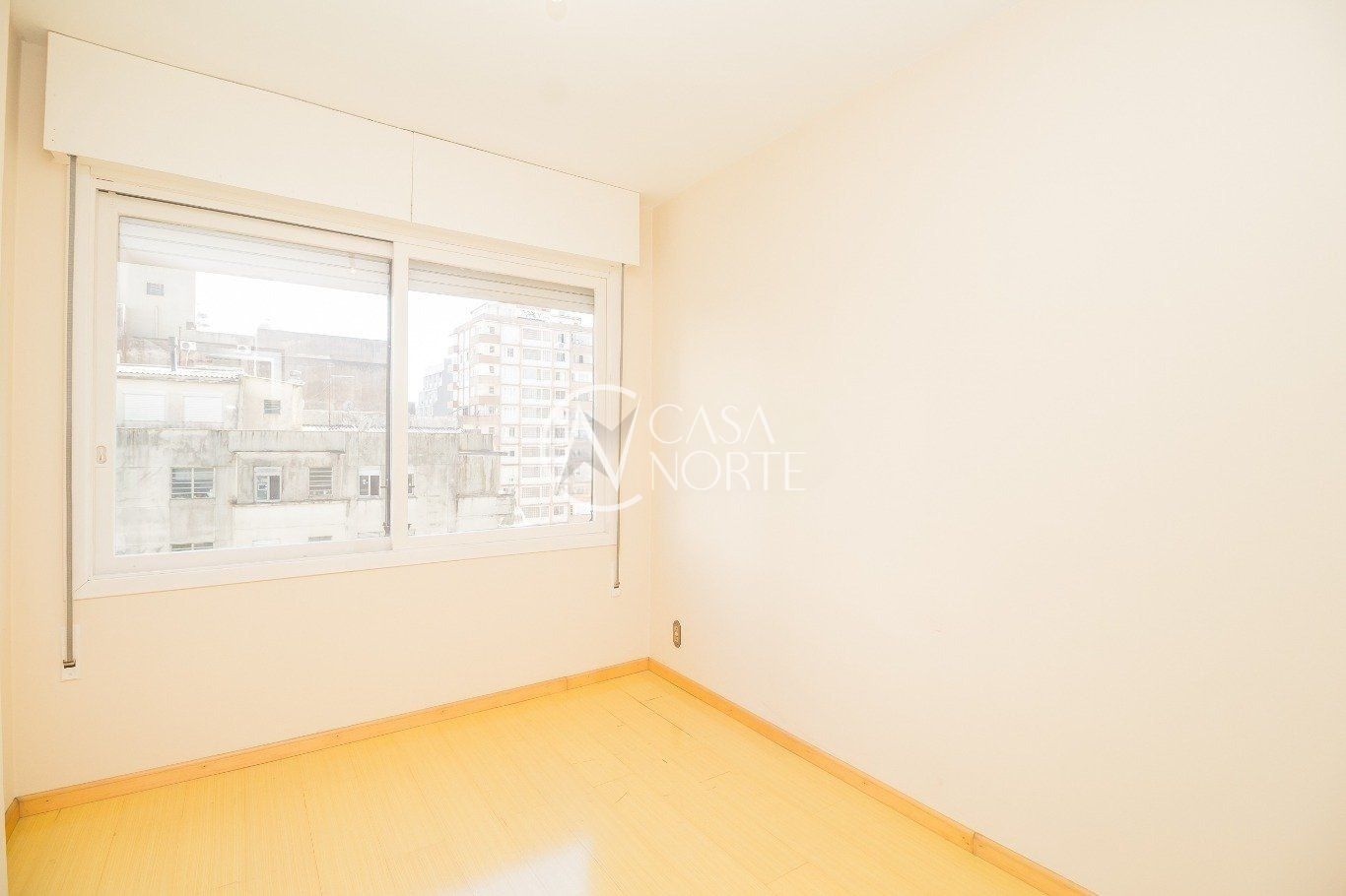 Apartamento à venda com 2 quartos, 51m², Avenida Senador Salgado Filho no bairro Centro Histórico em Porto Alegre