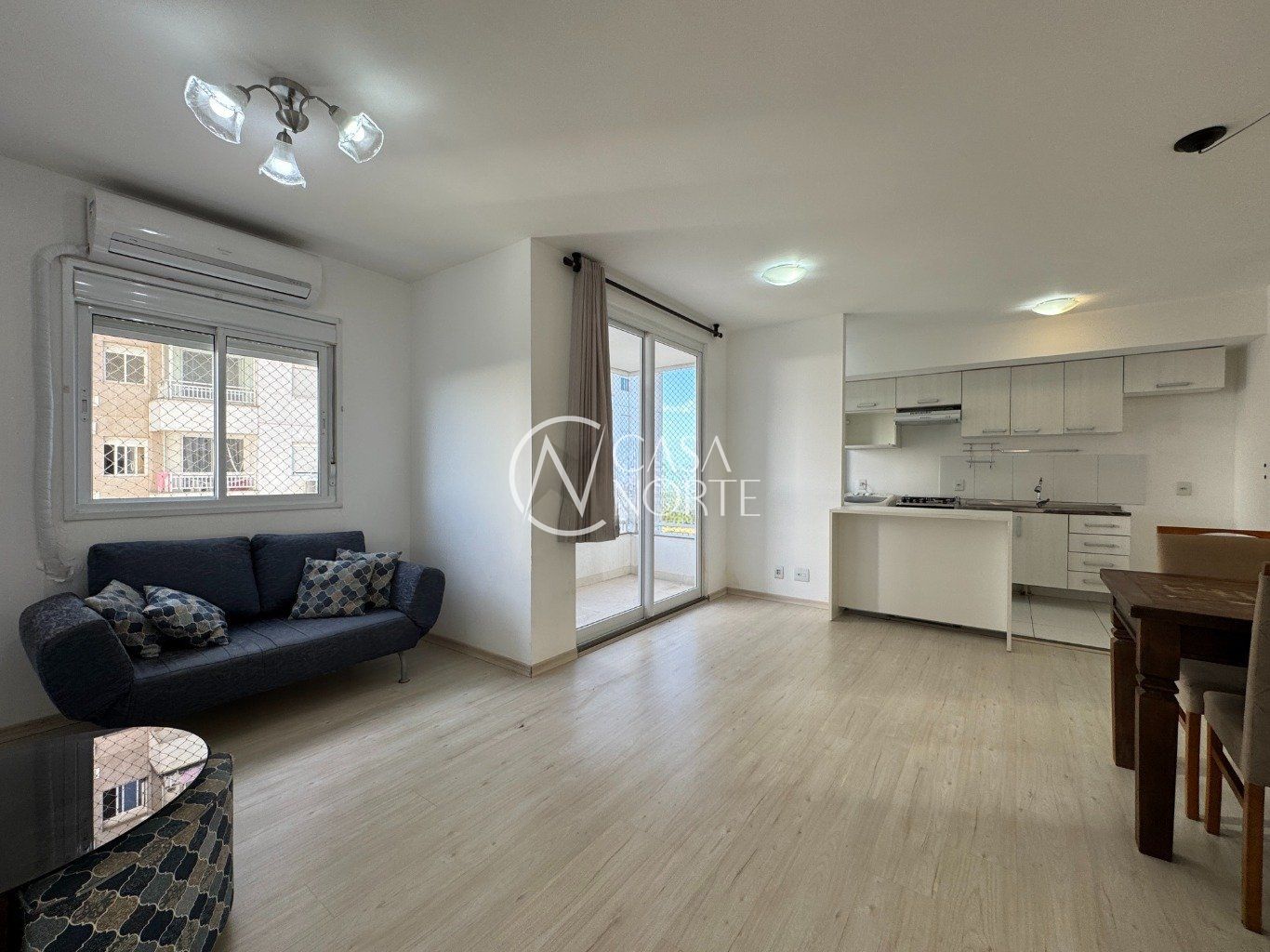 Apartamento à venda com 2 quartos, 55m², 1 suíte, 1 vaga, Rua Airton Ferreira da Silva no bairro Farrapos em Porto Alegre