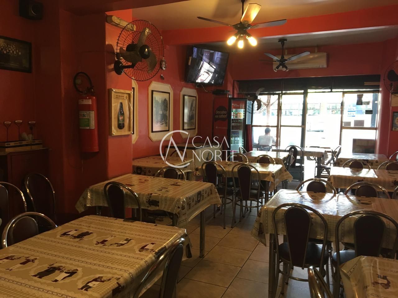 Ponto Comercial à venda com 1 quarto, 100m², Avenida Osvaldo Aranha no bairro Bom Fim em Porto Alegre