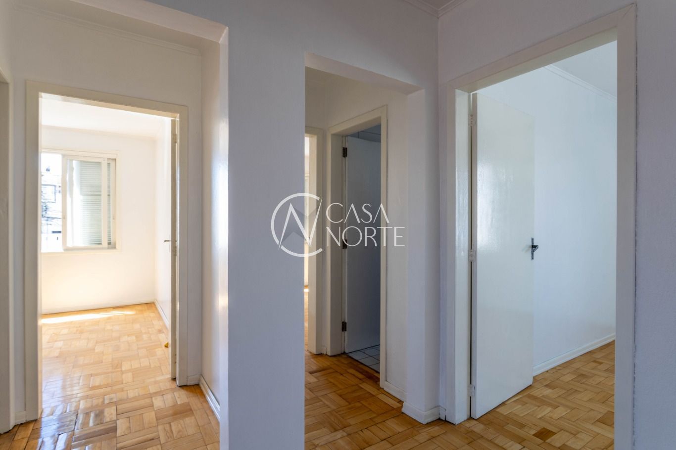 Apartamento Garden à venda com 3 quartos, 89m², Rua São Manoel no bairro Santana em Porto Alegre