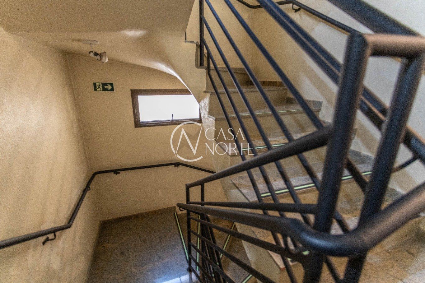 Apartamento à venda com 2 quartos, 87m², 1 suíte, 1 vaga, Rua Barão de Ubá no bairro Bela Vista em Porto Alegre