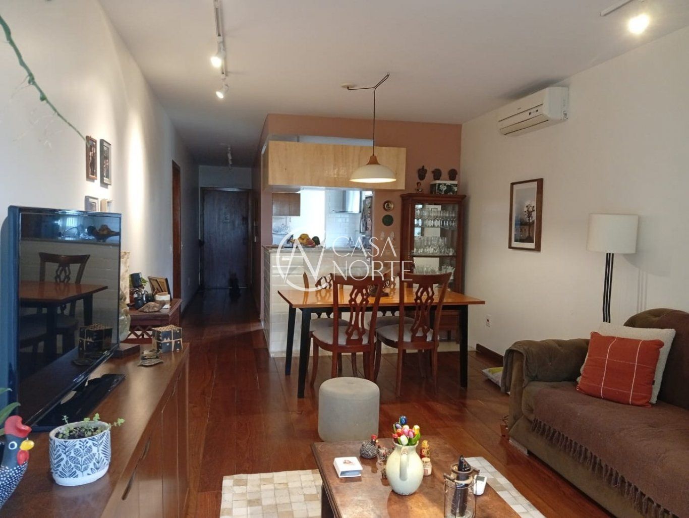 Apartamento à venda com 2 quartos, 113m², 1 suíte, 1 vaga, Rua Chile no bairro Jardim Botânico em Porto Alegre